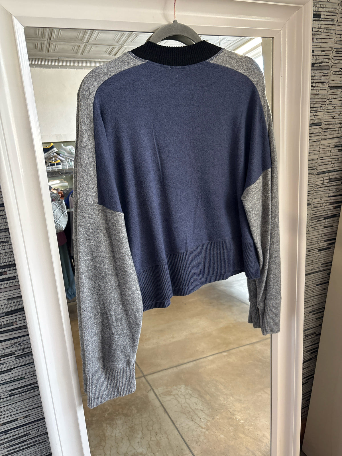 sweet romeo Size XL Black/Gray/Navy Sweater