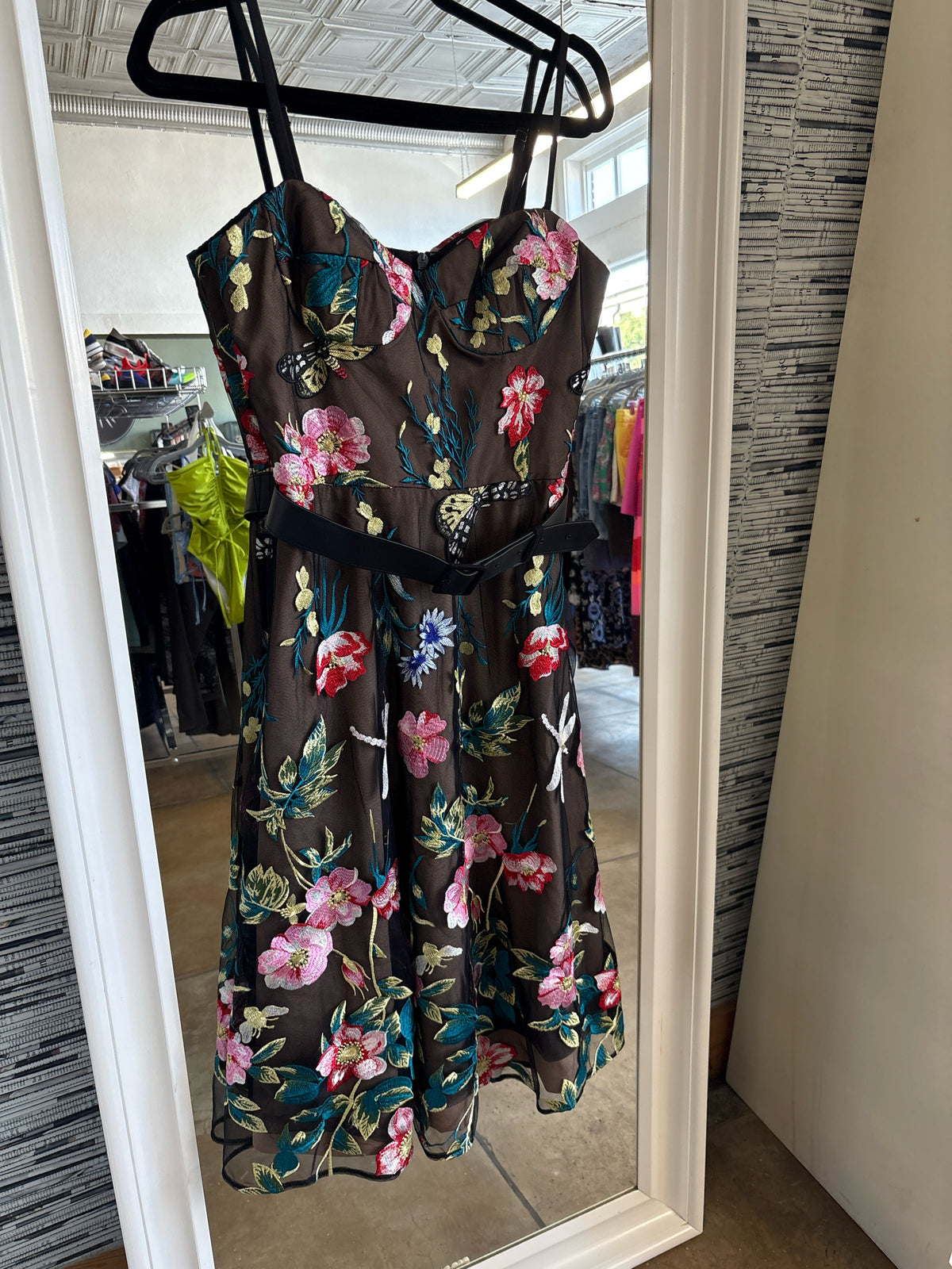 Dress the Population Size M Brown Floral Dress