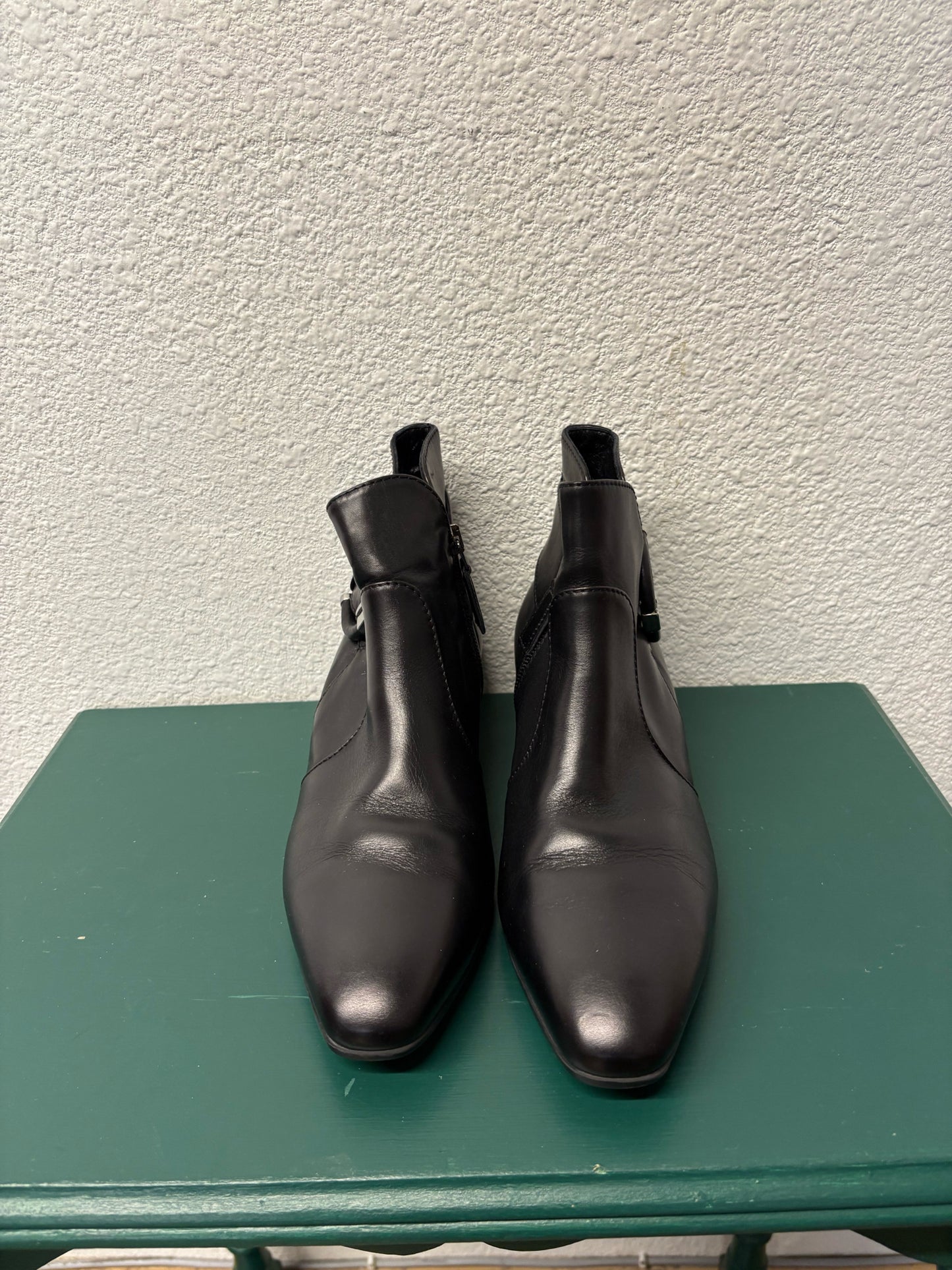Aquatalia Shoe Size 8.5 Boots