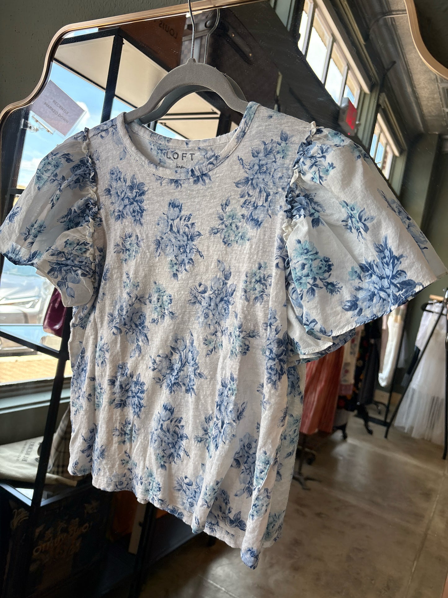 LOFT Size SP White and Blue Top
