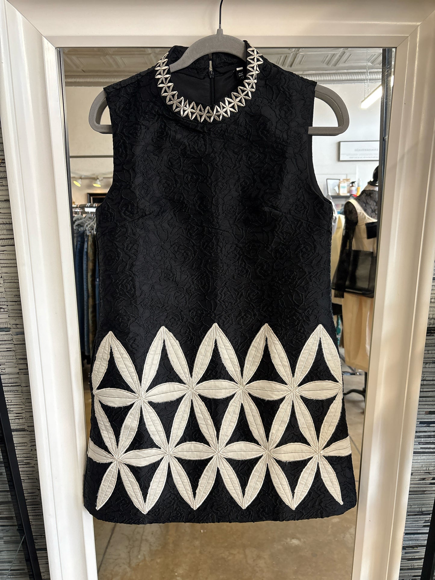 D & R Size S Black/Cream Embroidered Dress