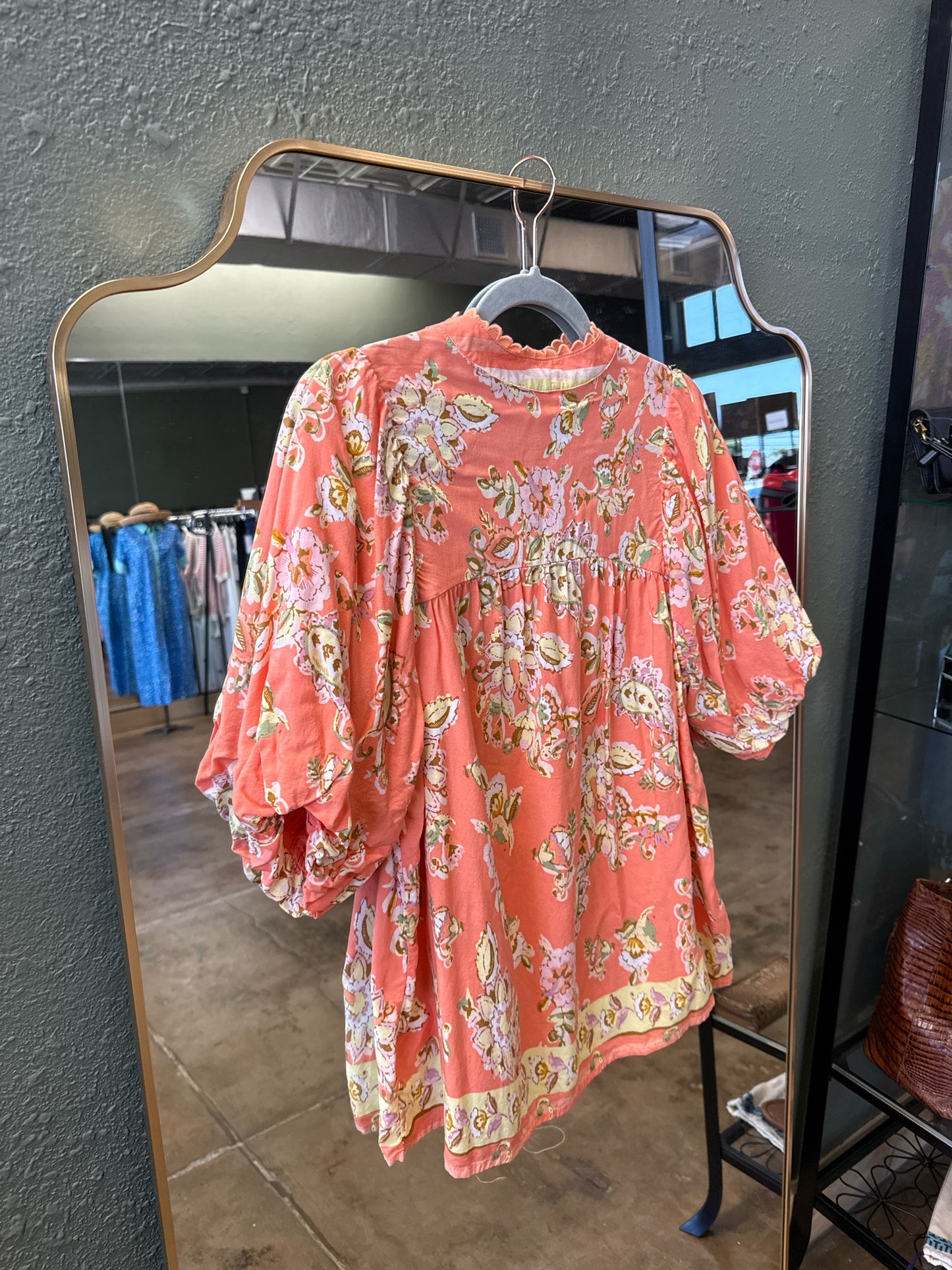 Umgee Size L Orange Top