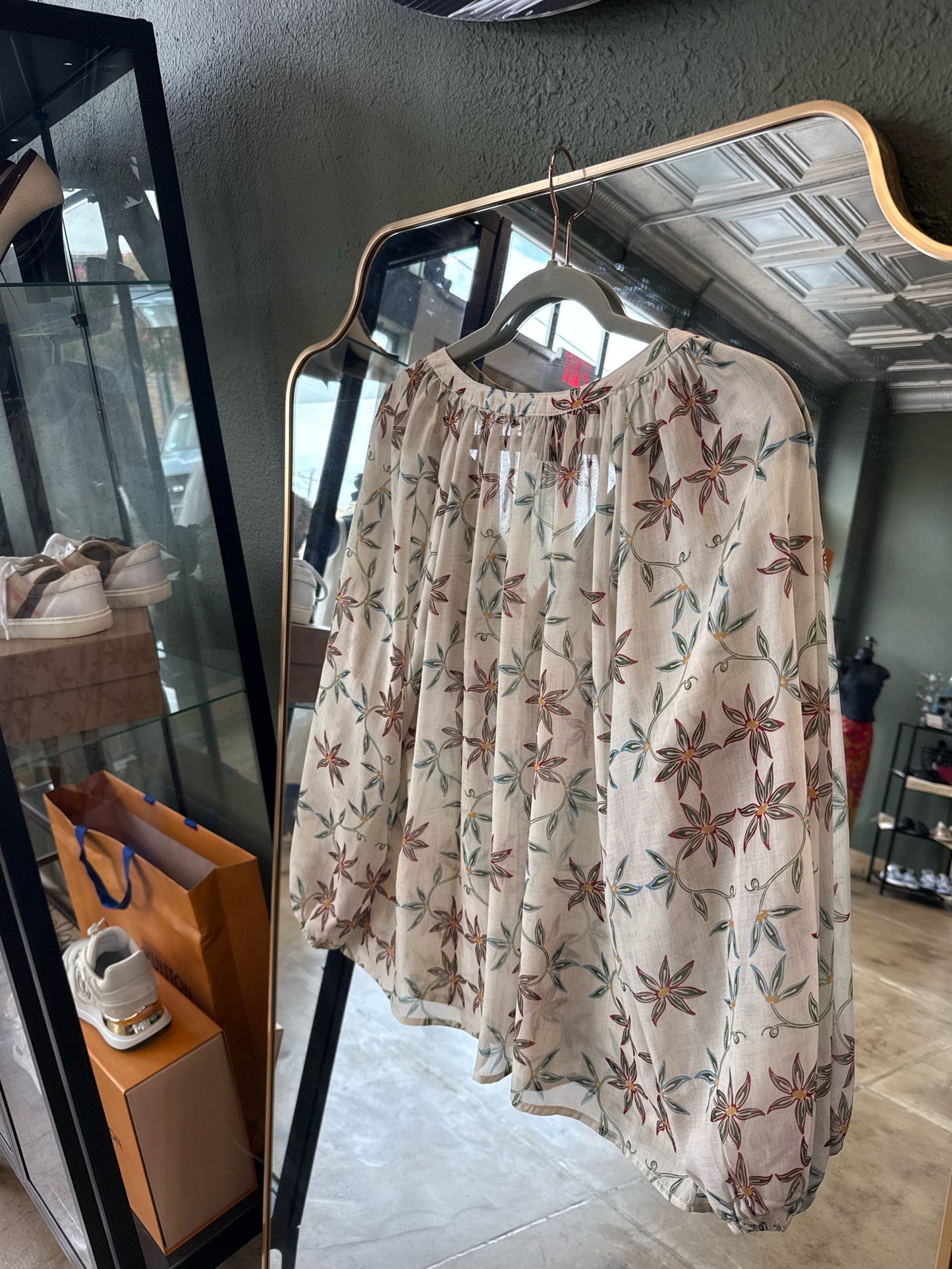 Tasha Polizzi Size M Cream Top