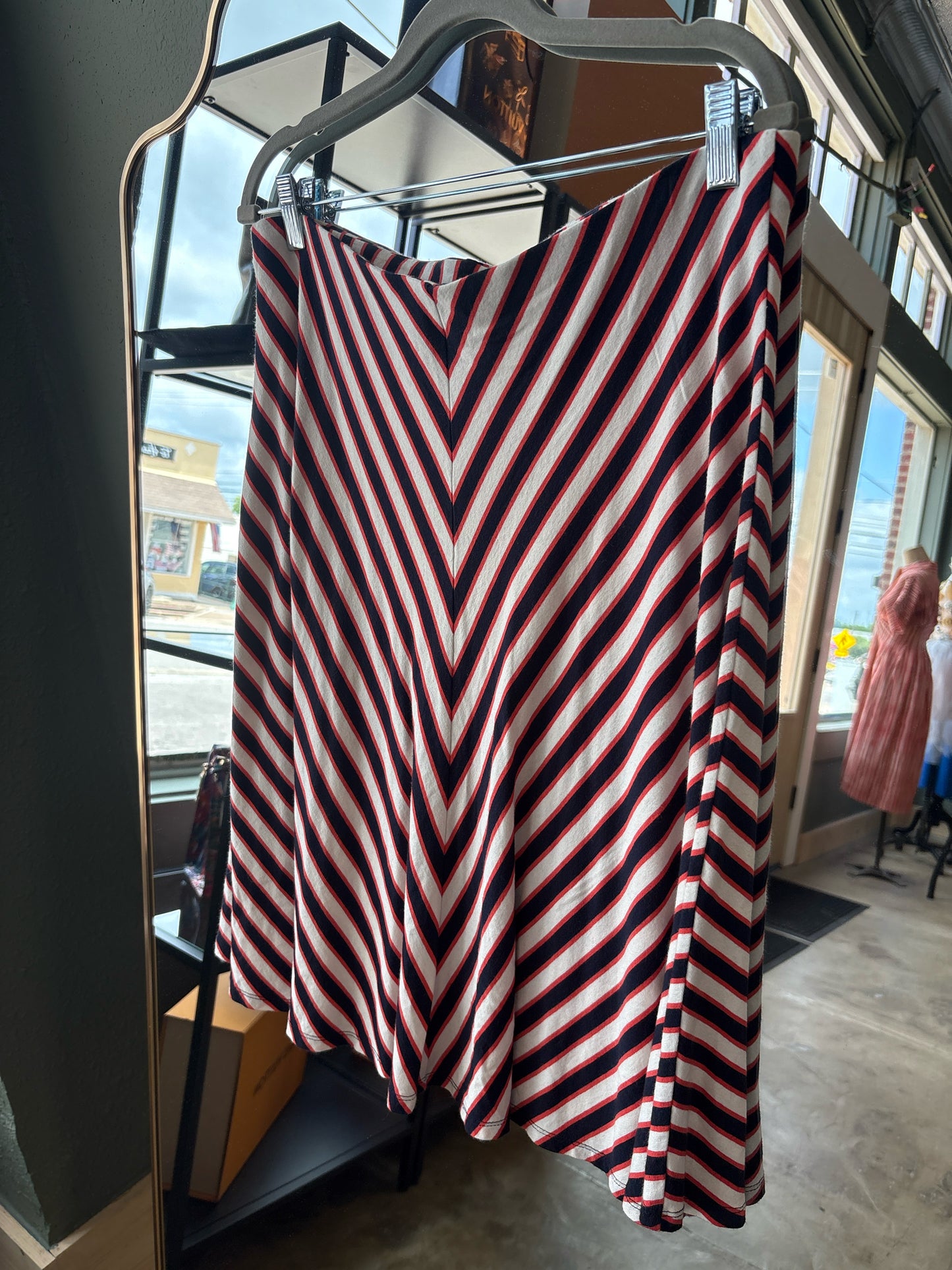 ANN TAYLOR Size L Navy/Red/White Skirt