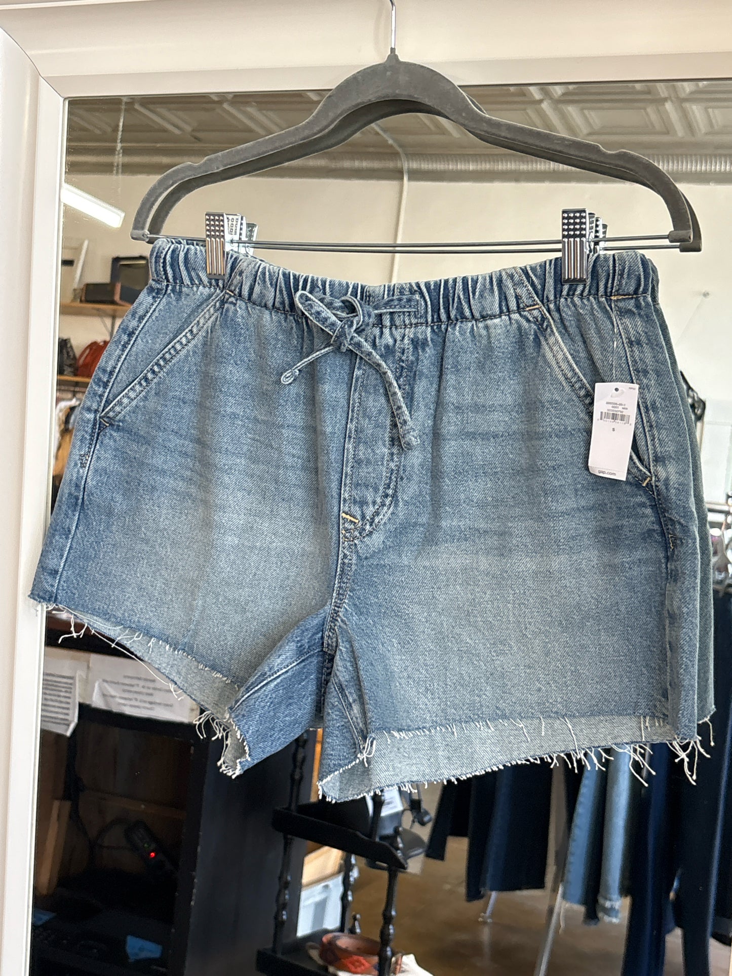 GAP Size S Denim Shorts