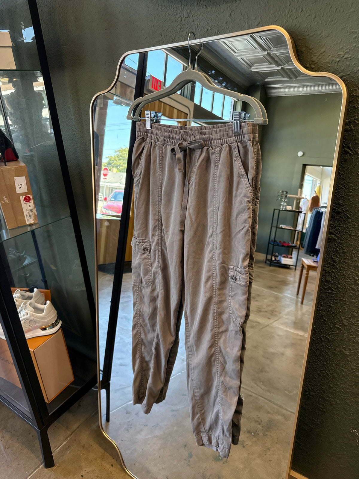 Becool Size S Gray Pants