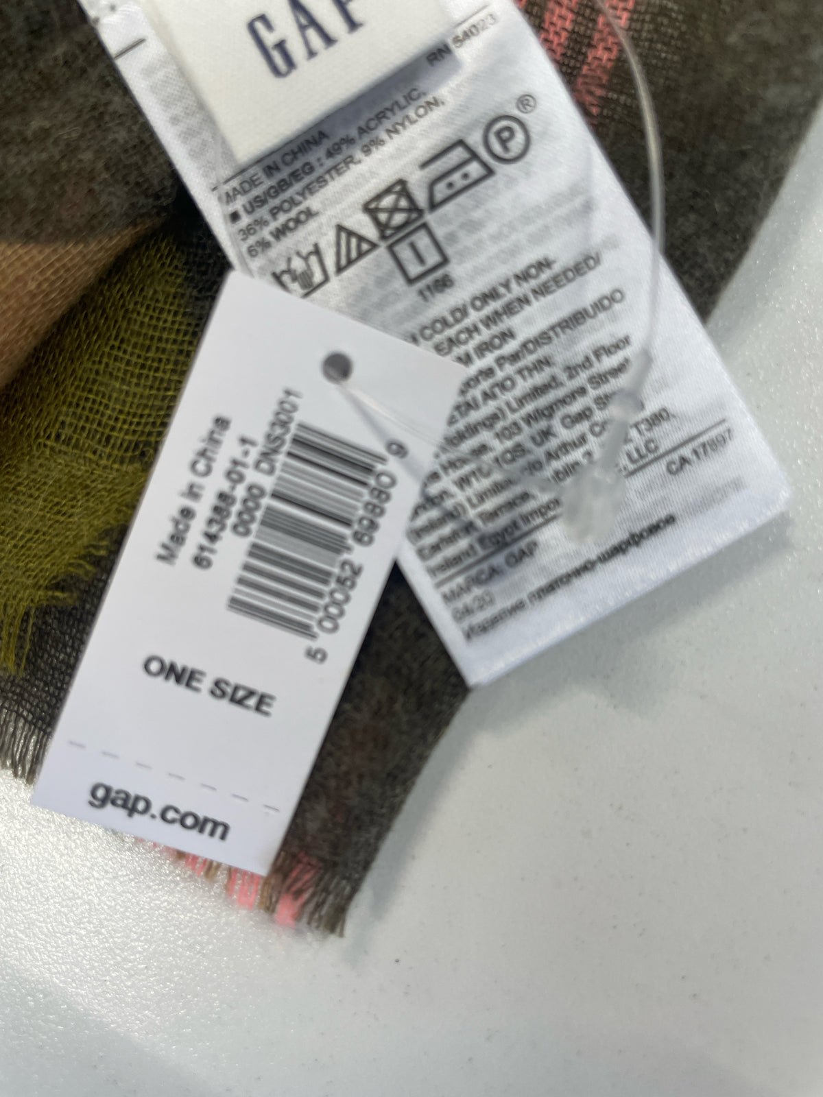 GAP Green Print Scarf