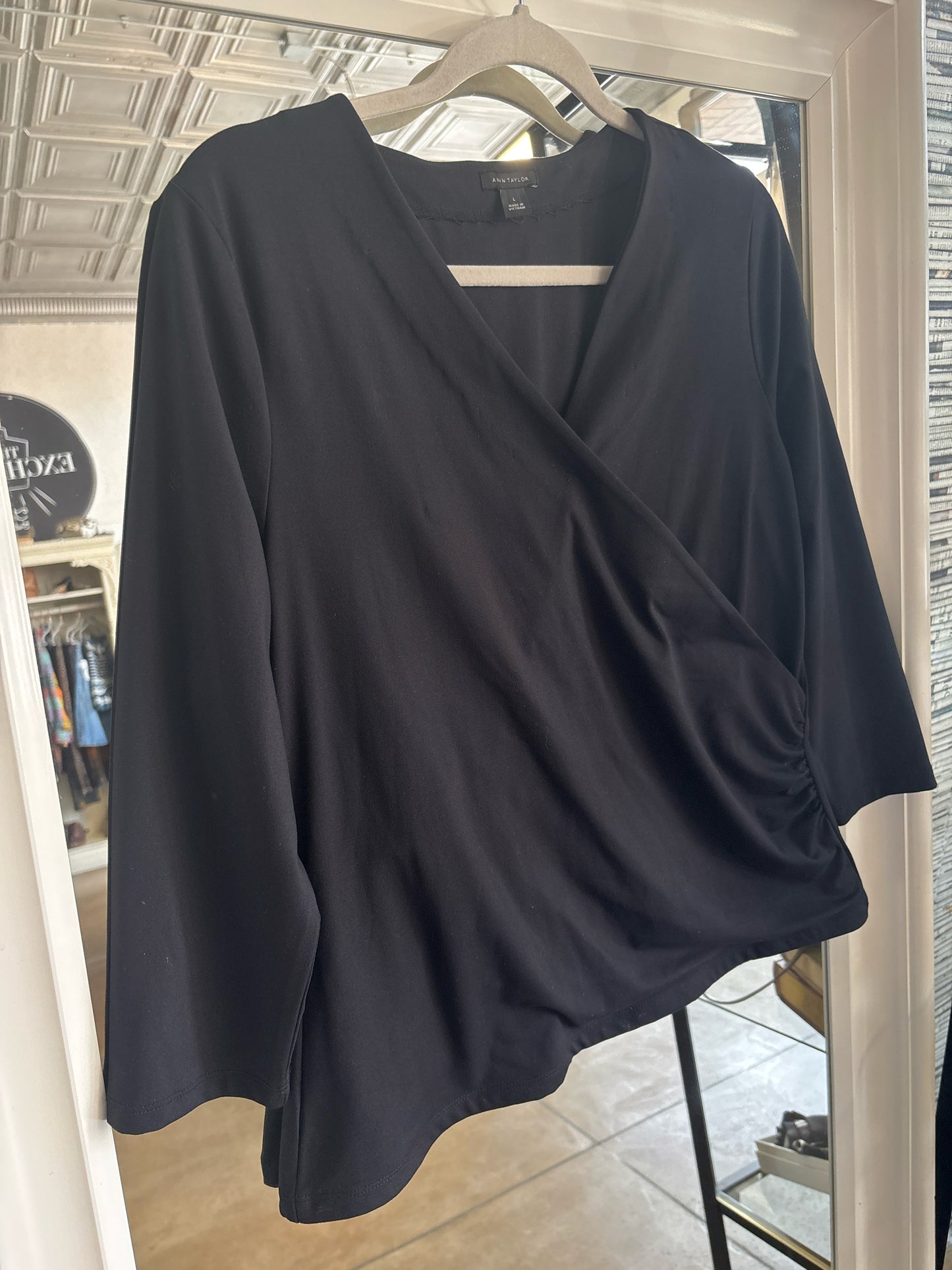 ANN TAYLOR Size L Black Top