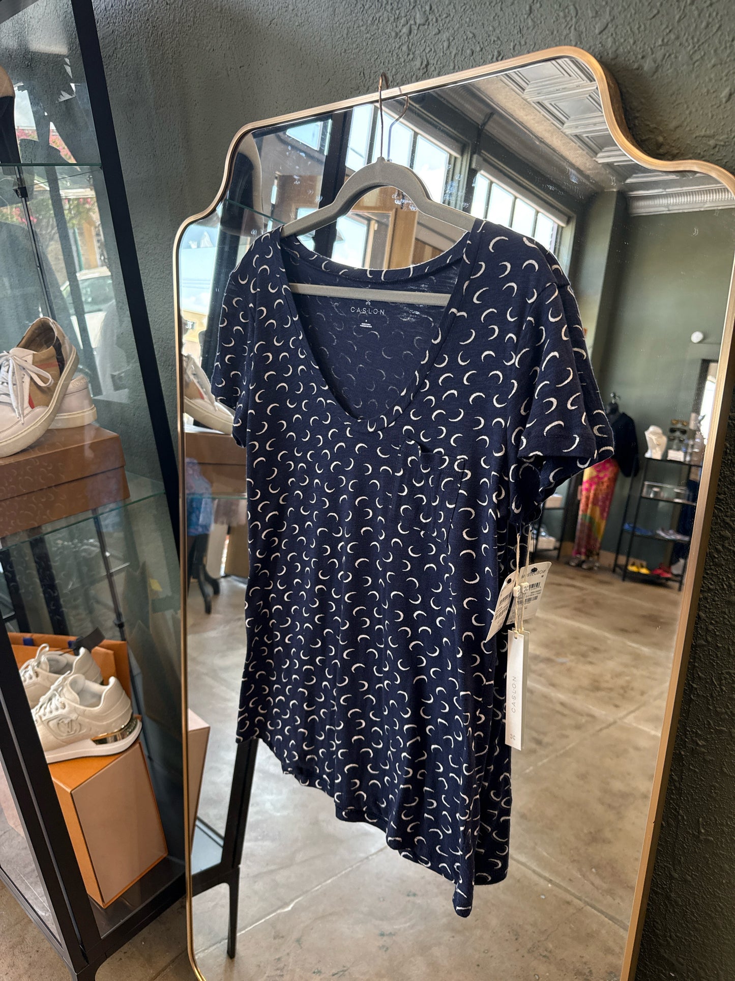 Caslon Size M Navy Top