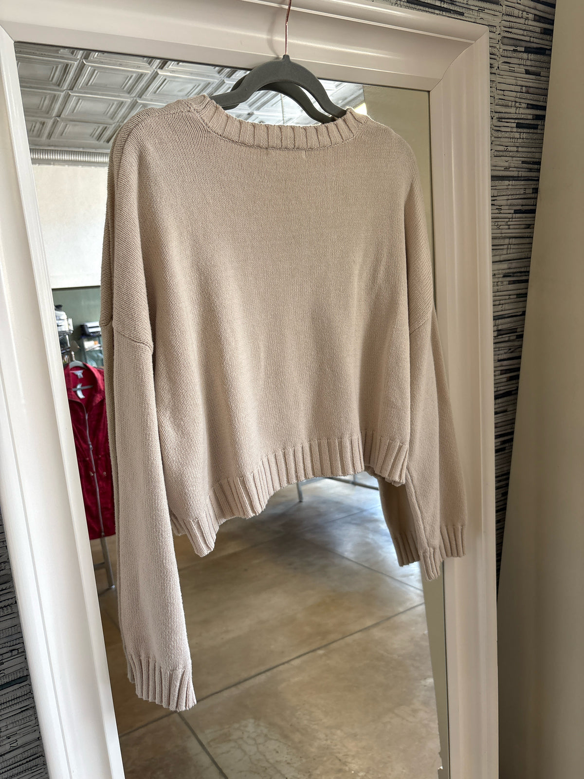 Moon & Madison Size M off white Sweater