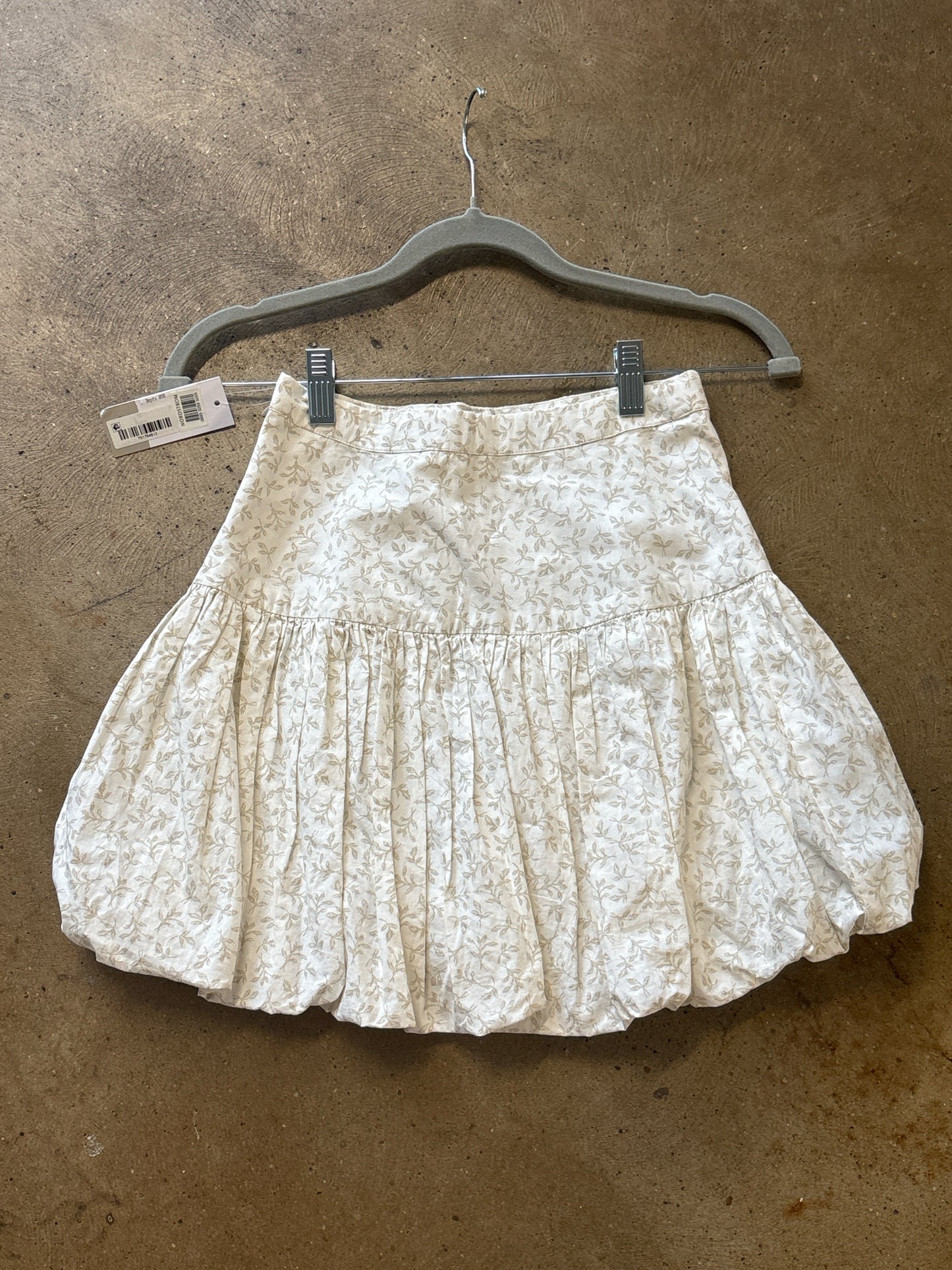 BP. Size XXS White/Gray Floral Skirt
