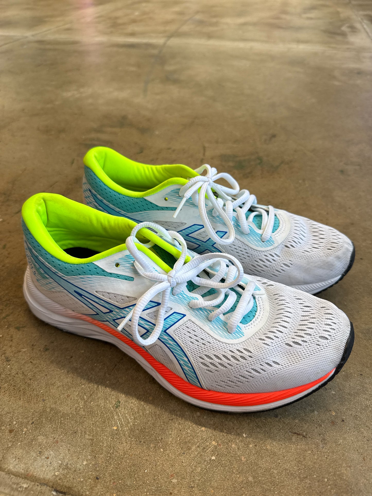 Asics Shoe Size 8.5 White/Green Sneakers