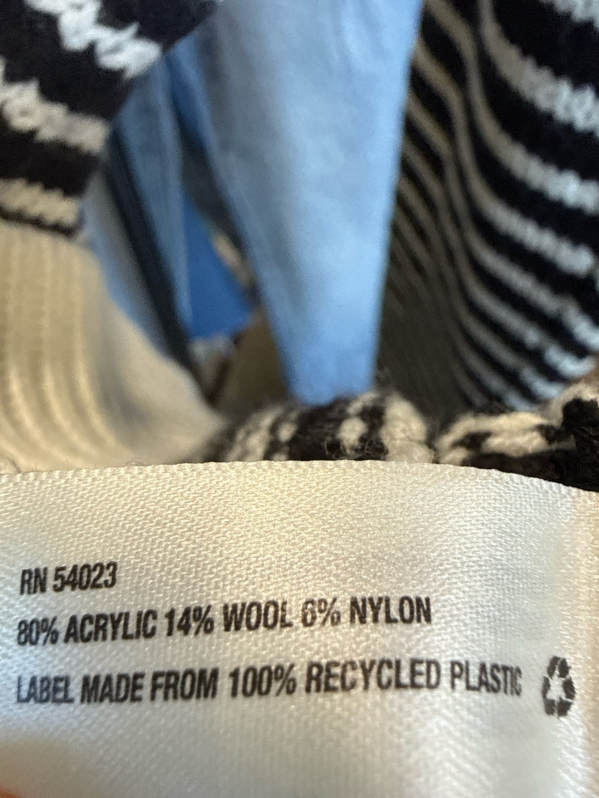 GAP Size M Sweater