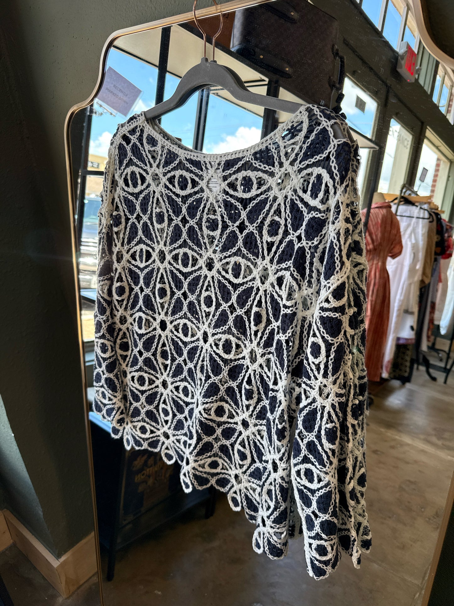 Charlie B Size M/L Blue/White Top