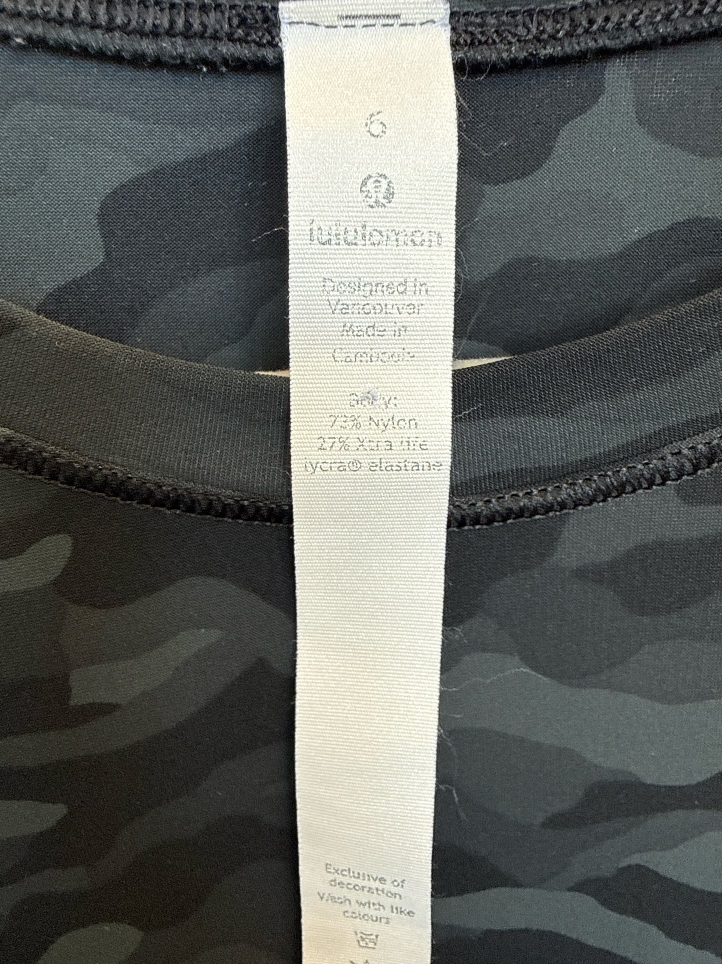 Lululemon Size 6 Black Tops