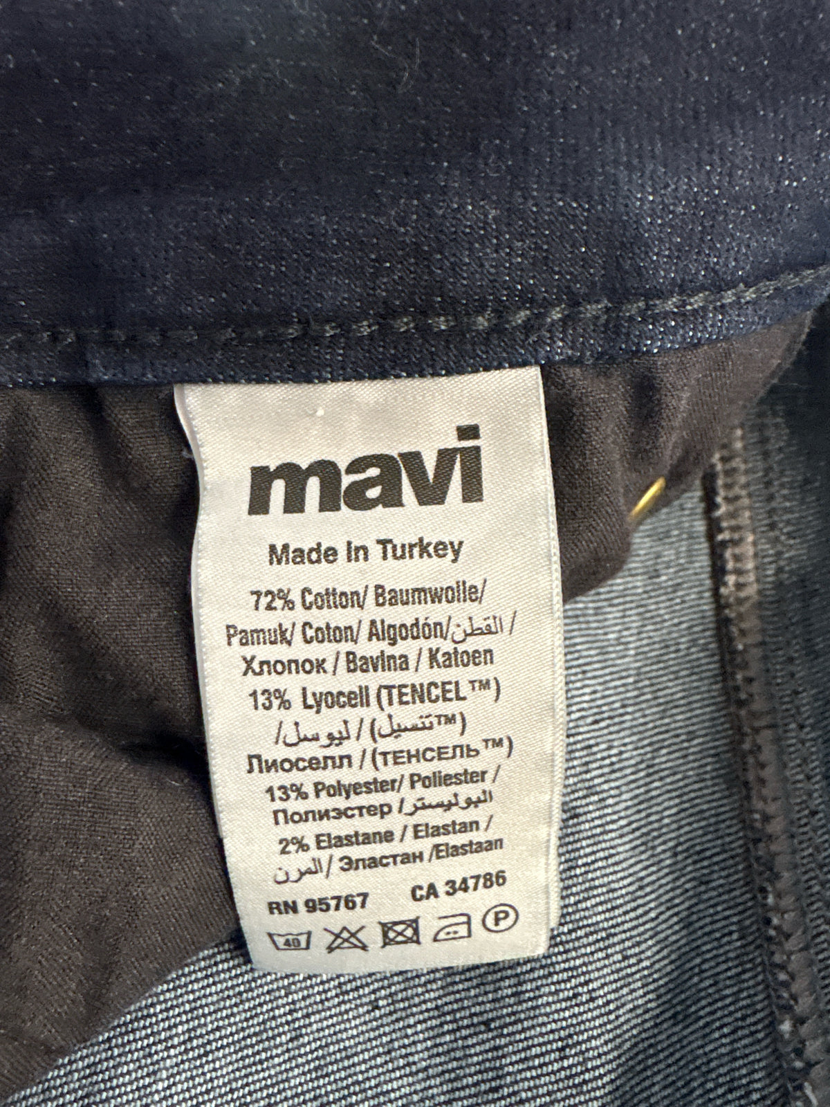 Mavi Size 32 Dark Wash Jeans
