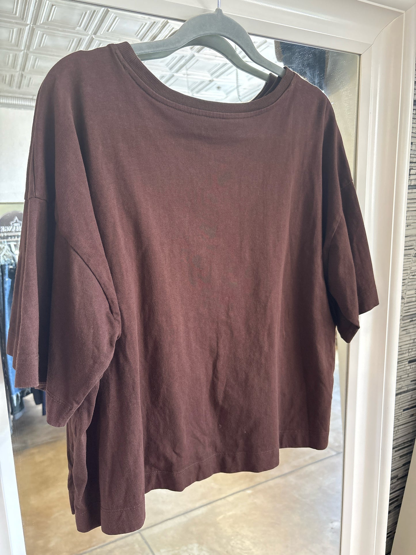LOFT Size XL chocolate Top