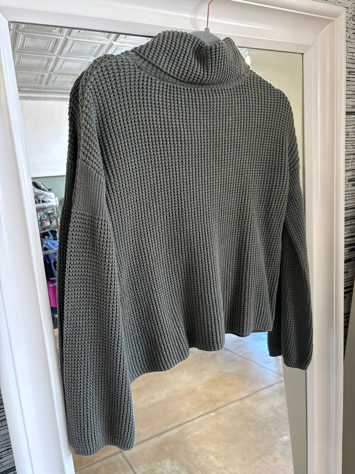 splendid Size S Green Sweater