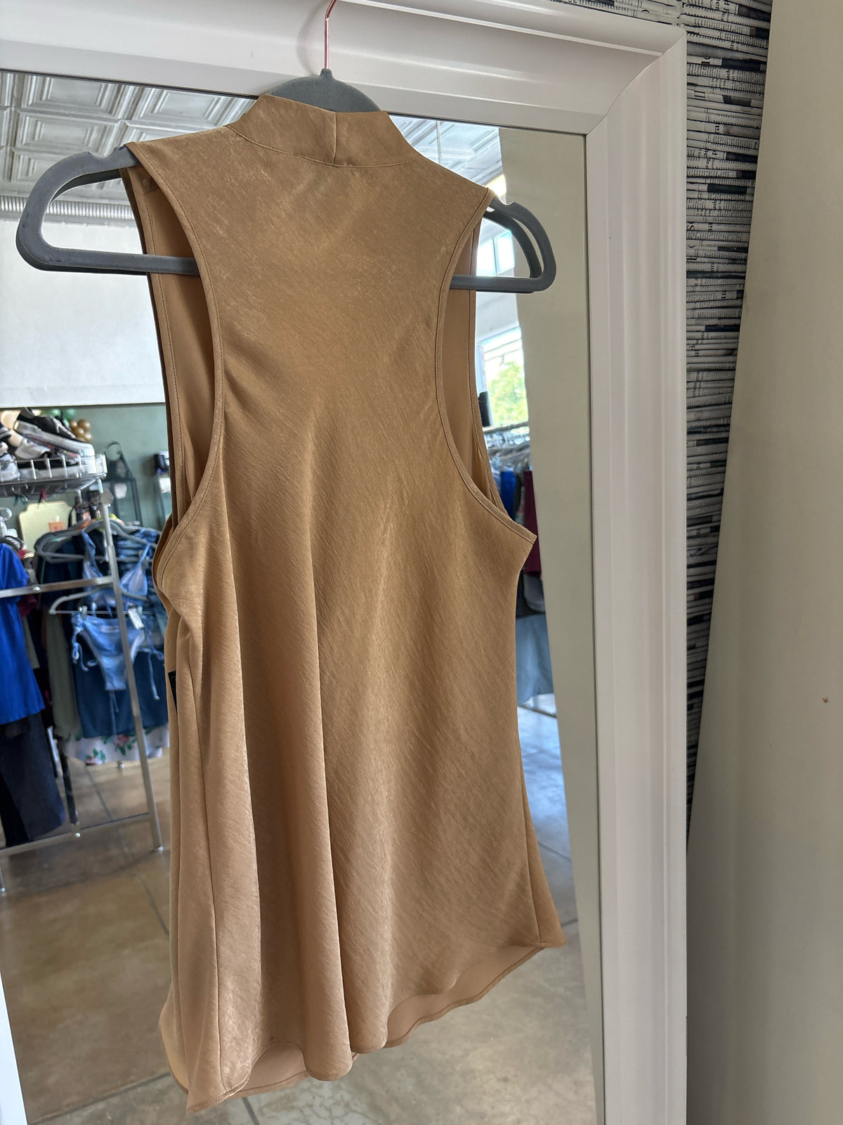 donna karan Size L Gold Top