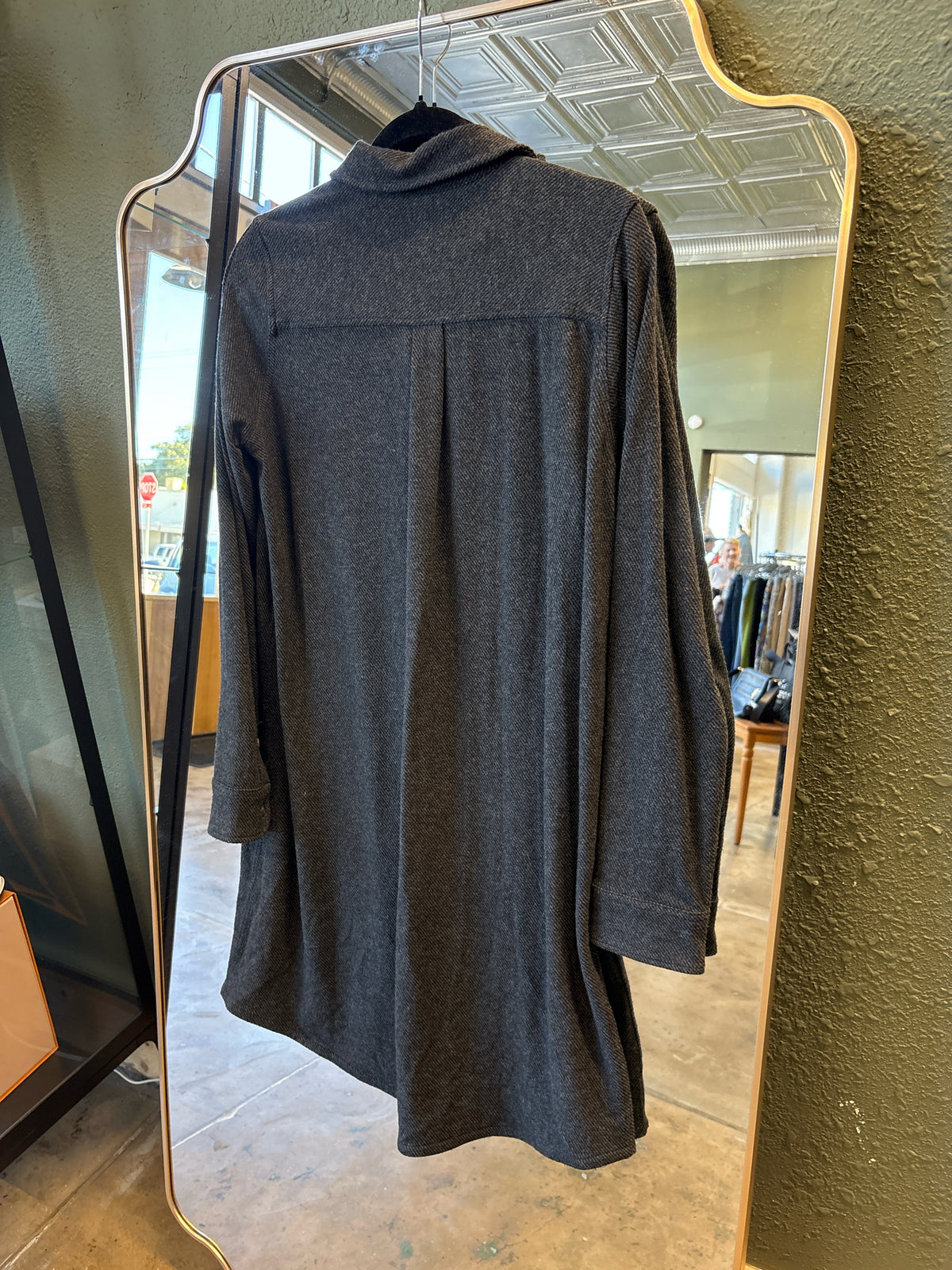Faherty Size M Black Dress