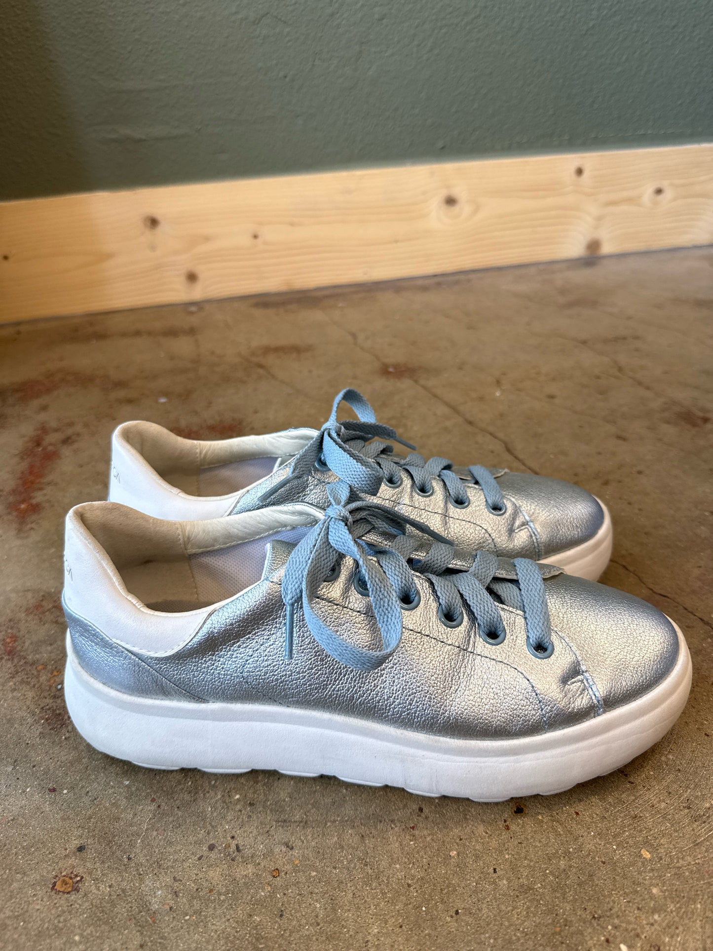 Geox Shoe Size 10 Blue Sneakers