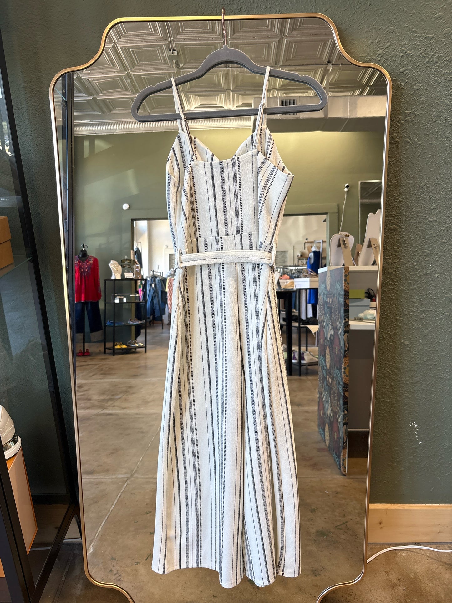 Crave fame Size M Cream + black Romper
