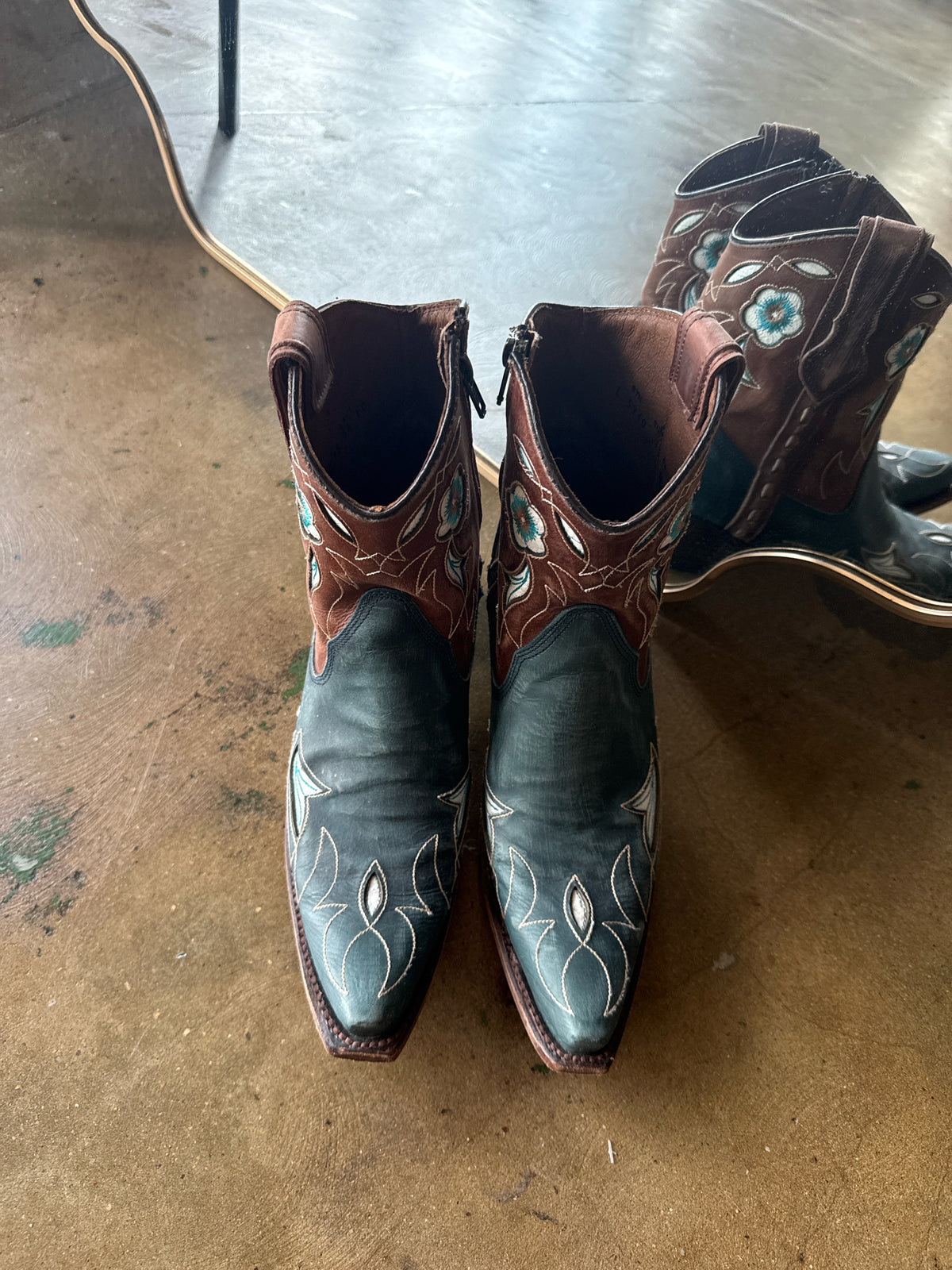 circle G Shoe Size 10 Brown/Teal Boots
