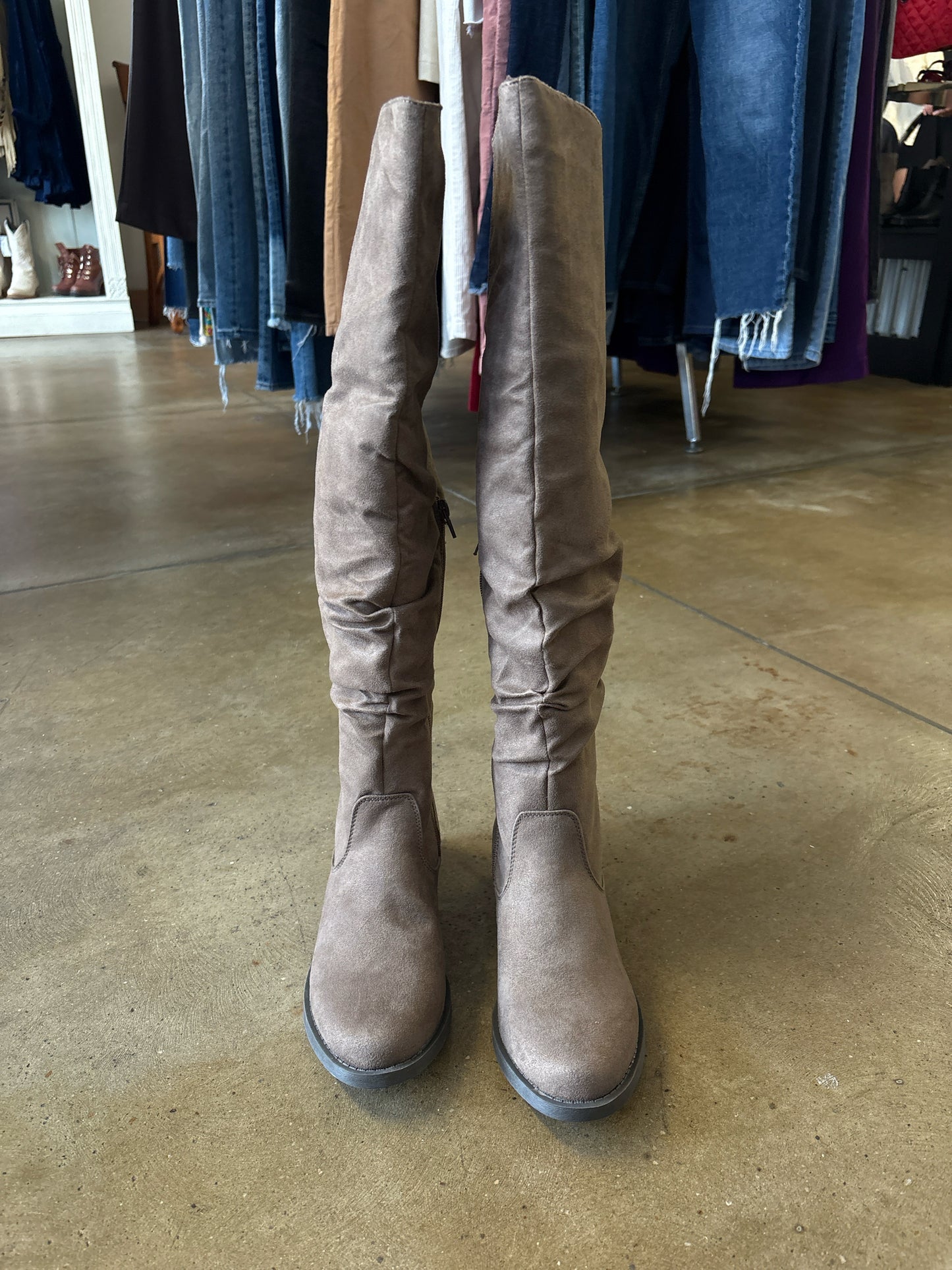 JUSTFAB Shoe Size 9 Boots