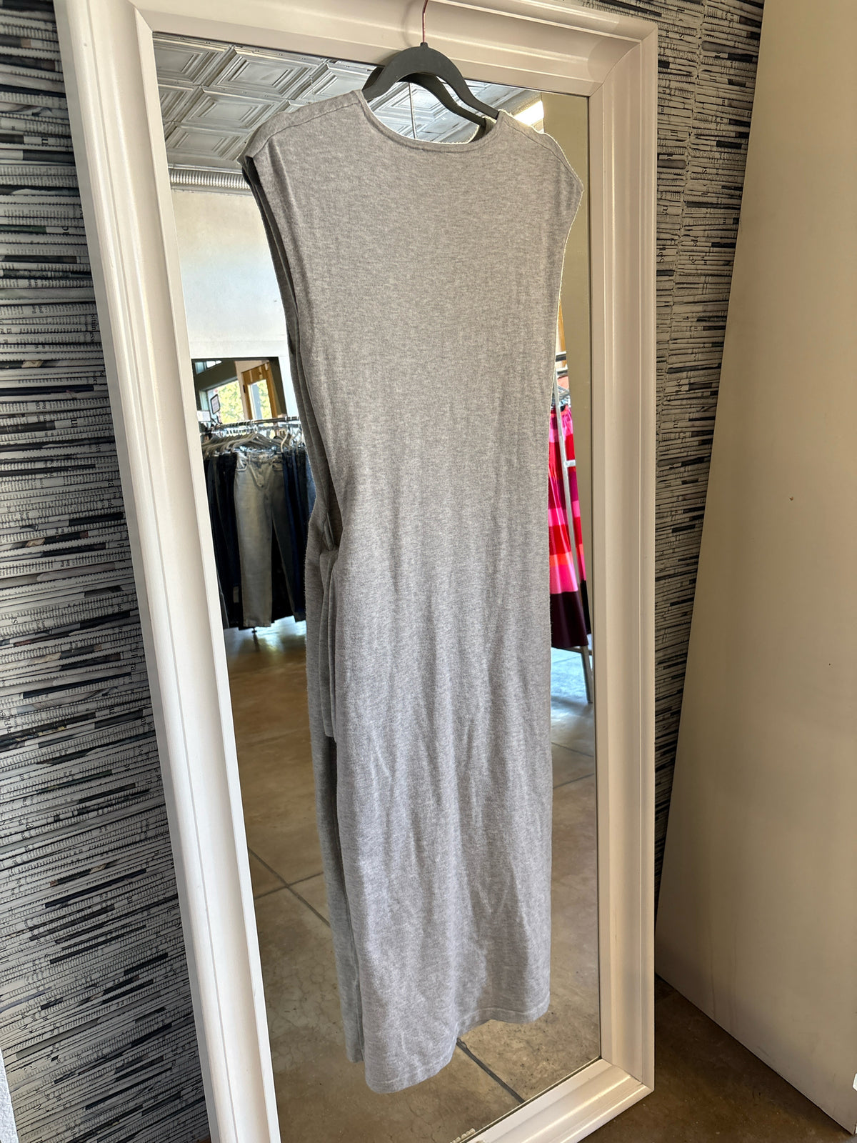 EXPRESS Size M Gray Knit Dress