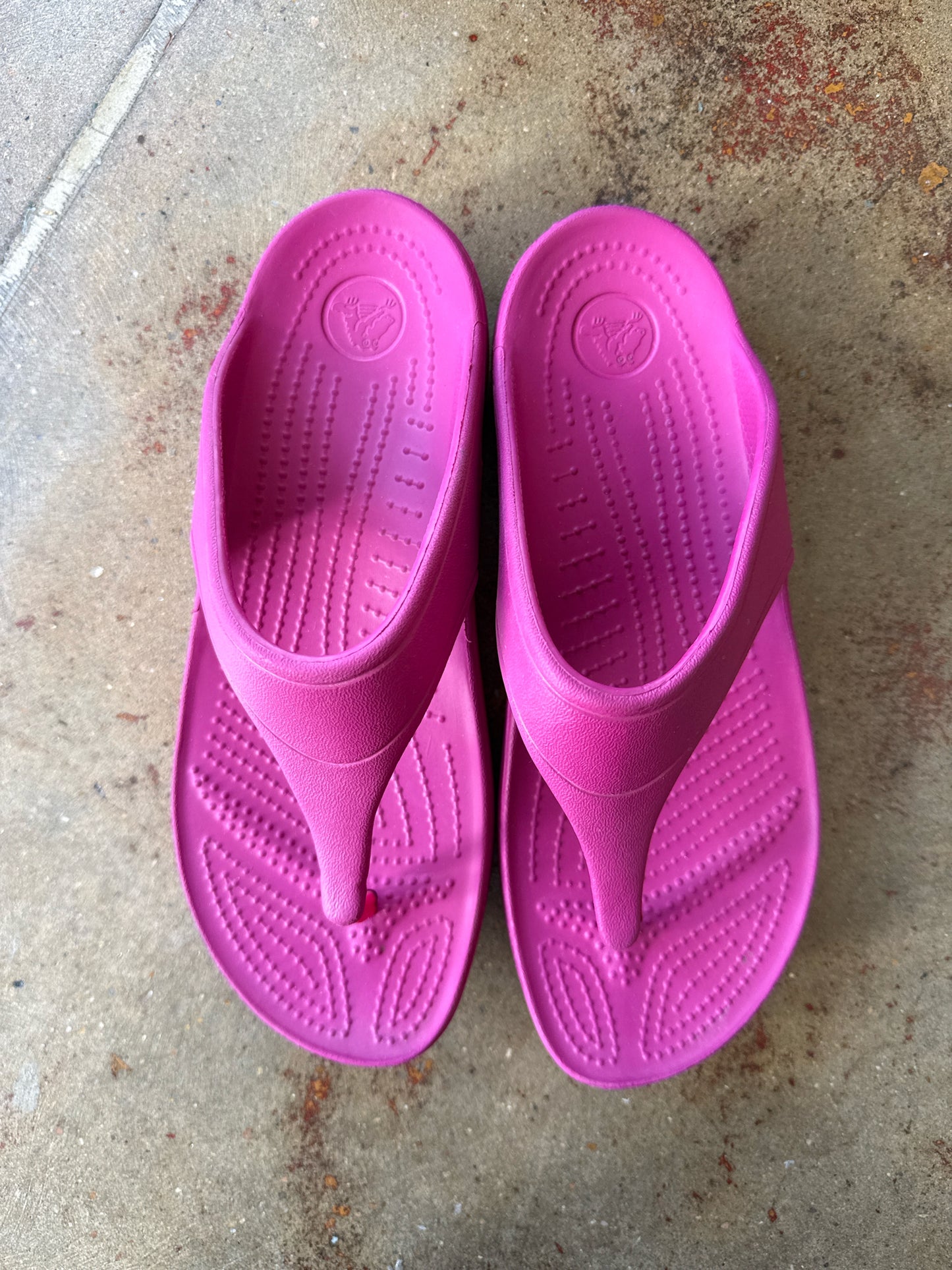 Crocs Shoe Size 9 Pink Flip Flops