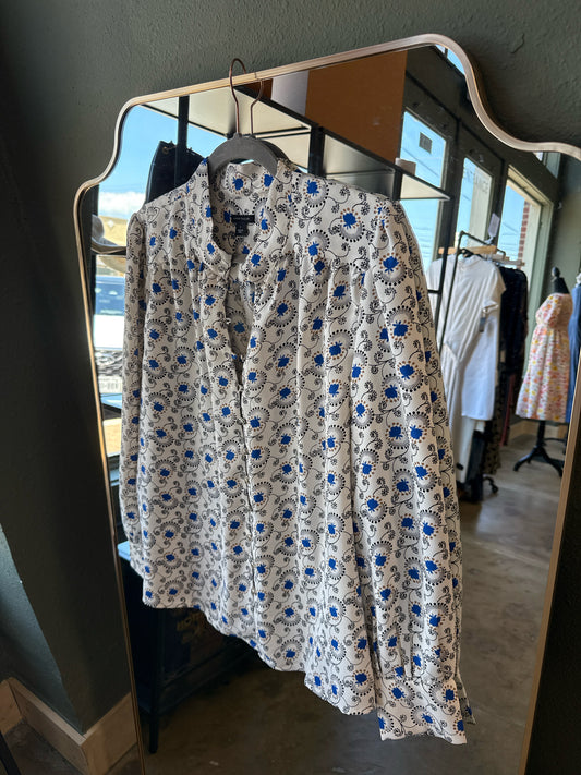 ANN TAYLOR Size L White/Blue Floral Top