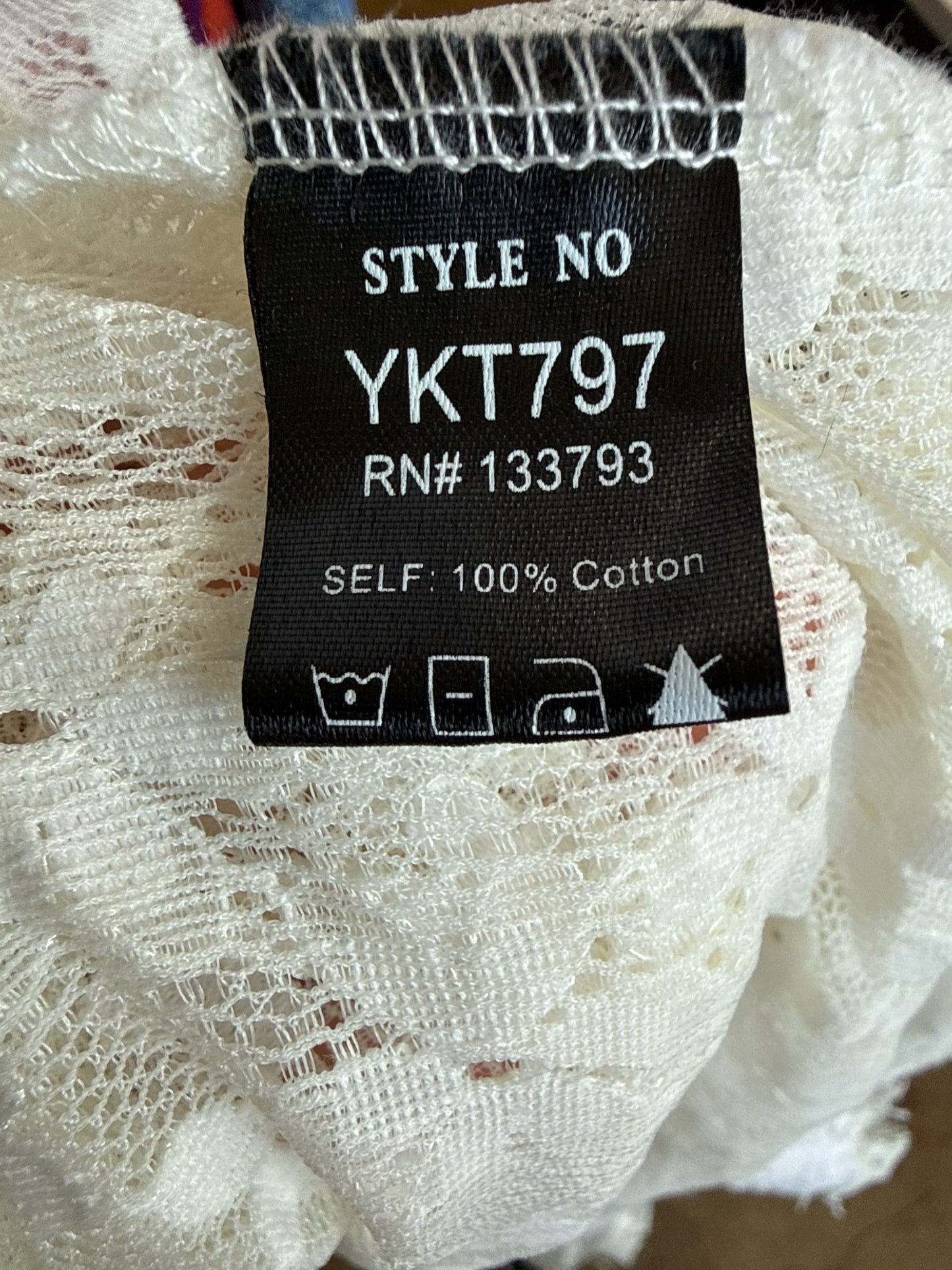 POL Size L Cream/Pink Kimono/Shawl