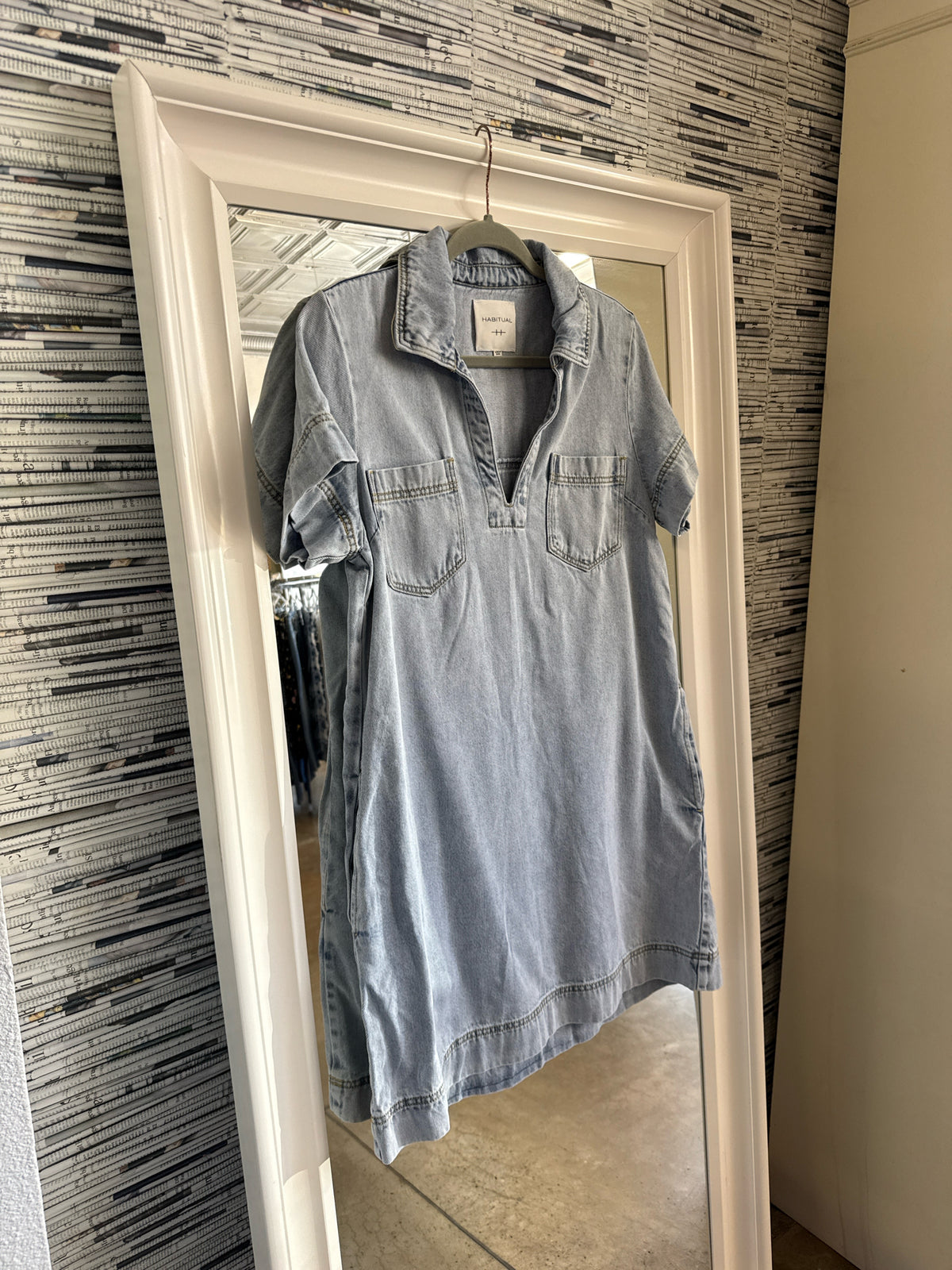 Habitual Size M Denim Dress