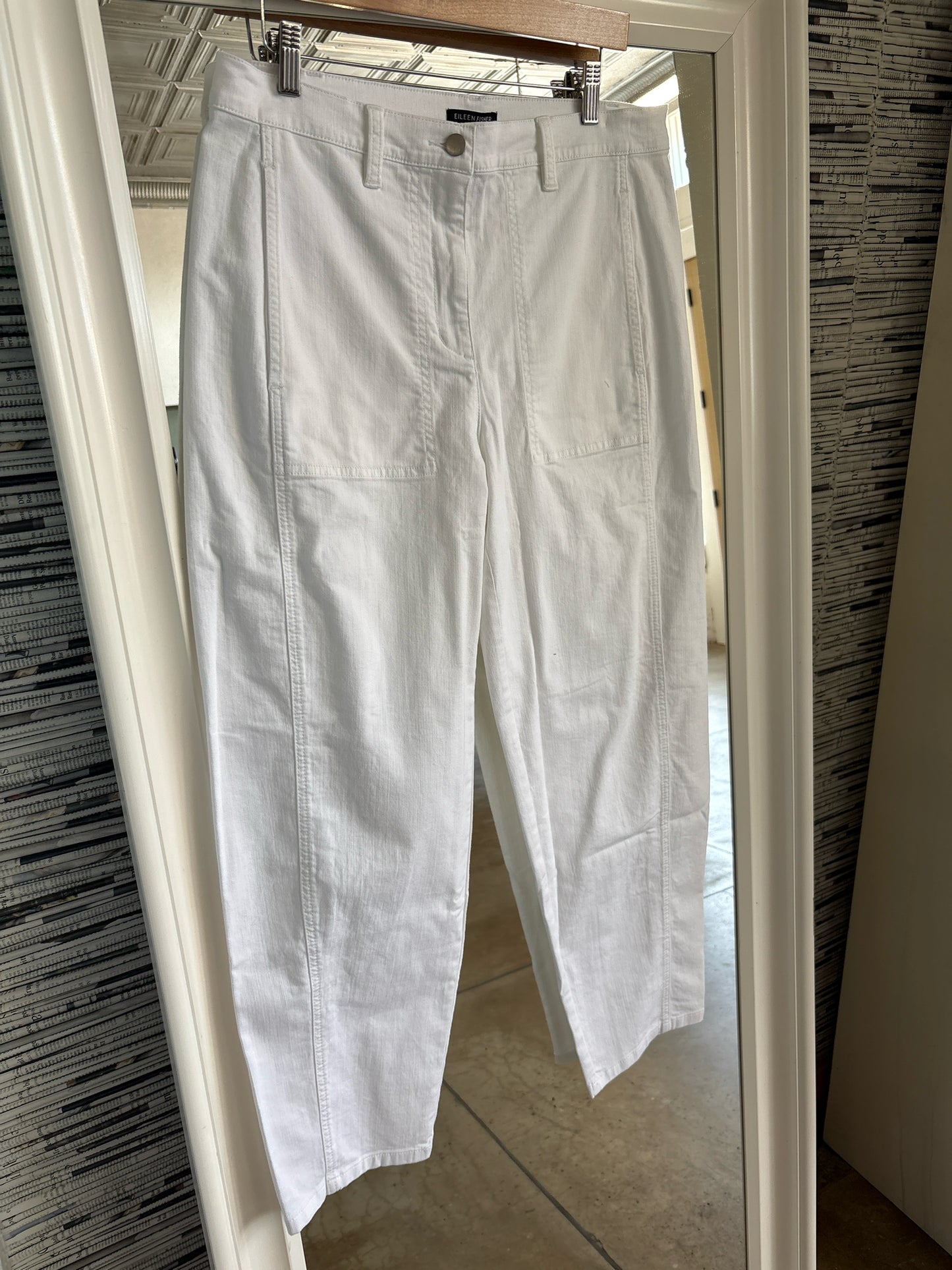 EILEEN FISHER Size M White Pants