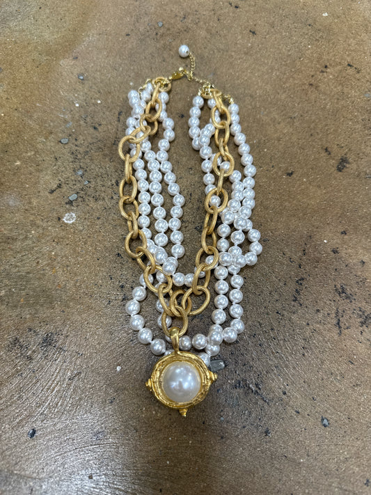 Susan Shaw Pearl/Gold Necklace