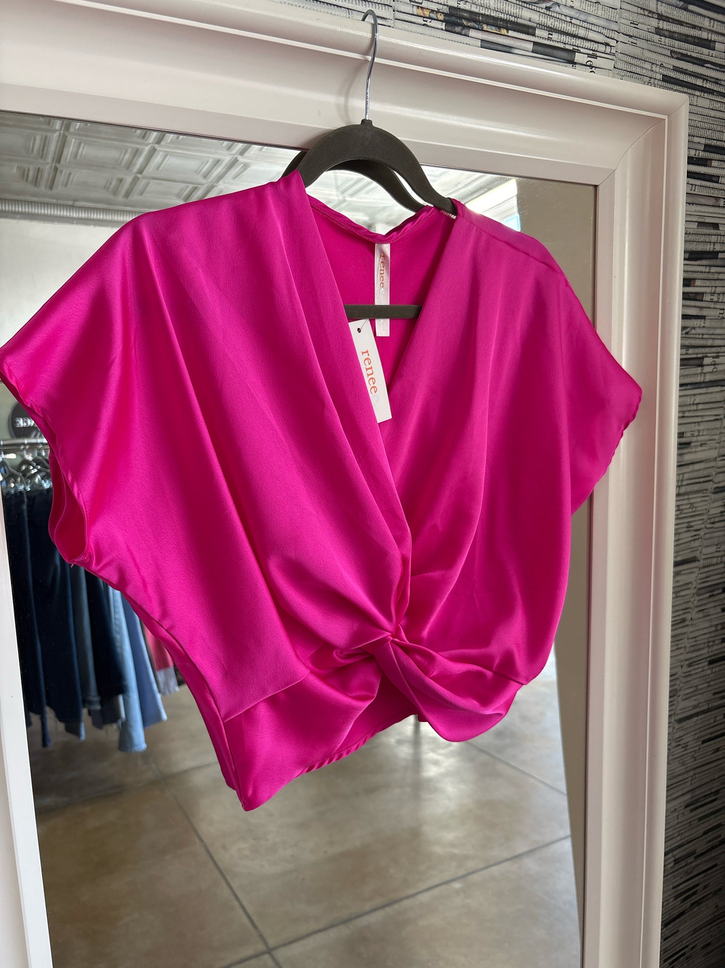 Renee C Size S Hot Pink Top