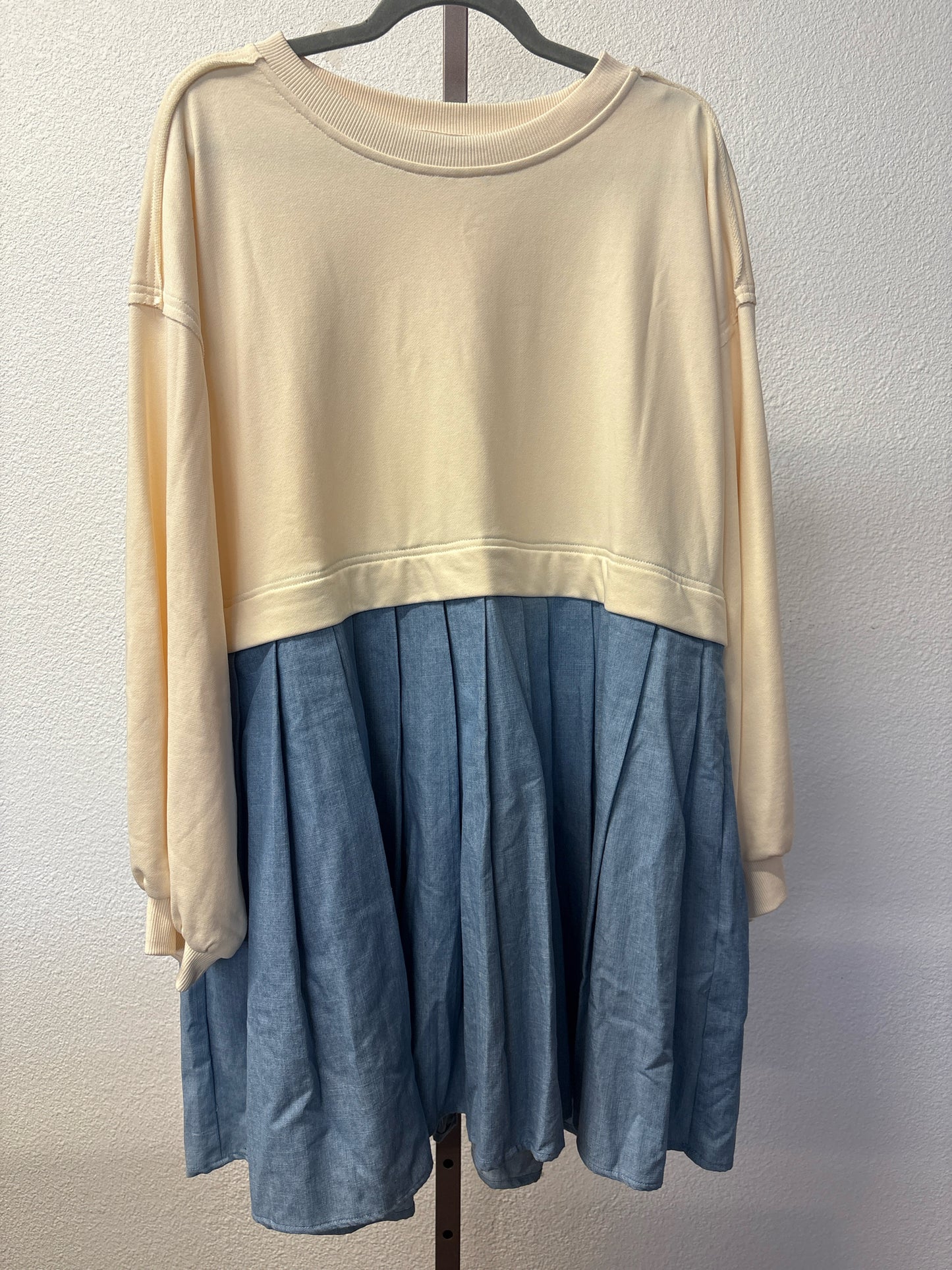entro Size L Dress