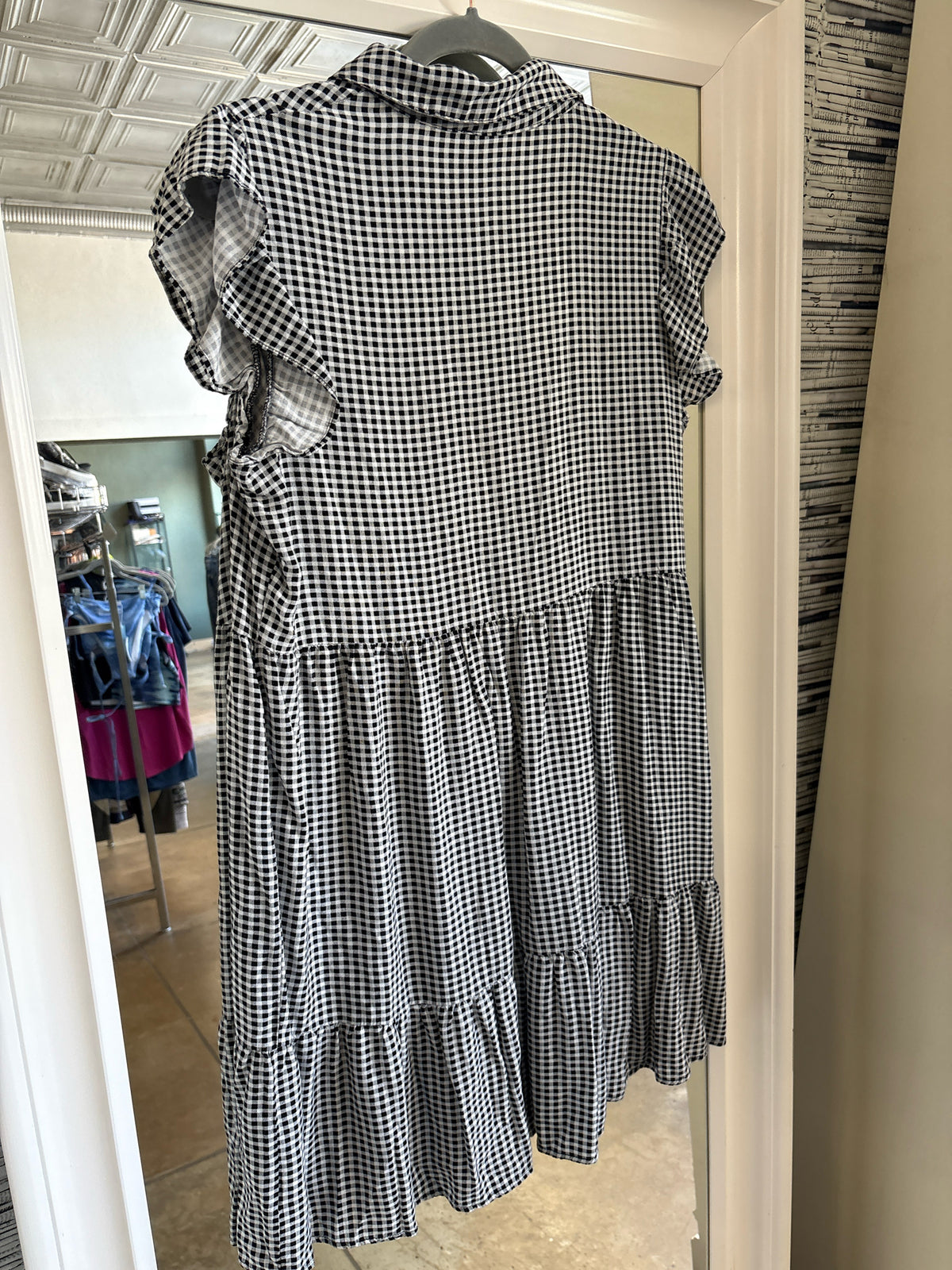 Luxology Size M Black & White Dress