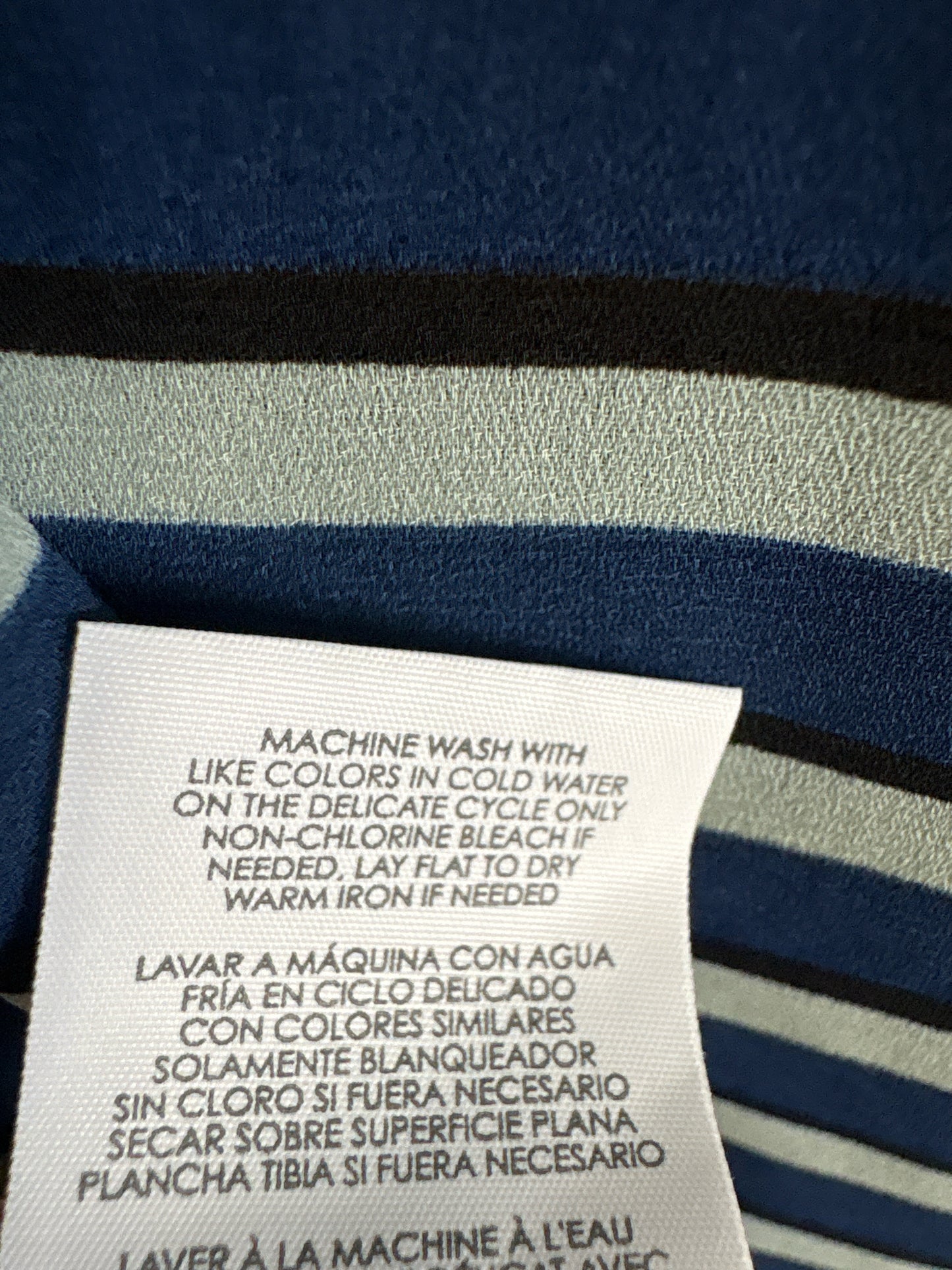Cabi Size XL navy + multi Top