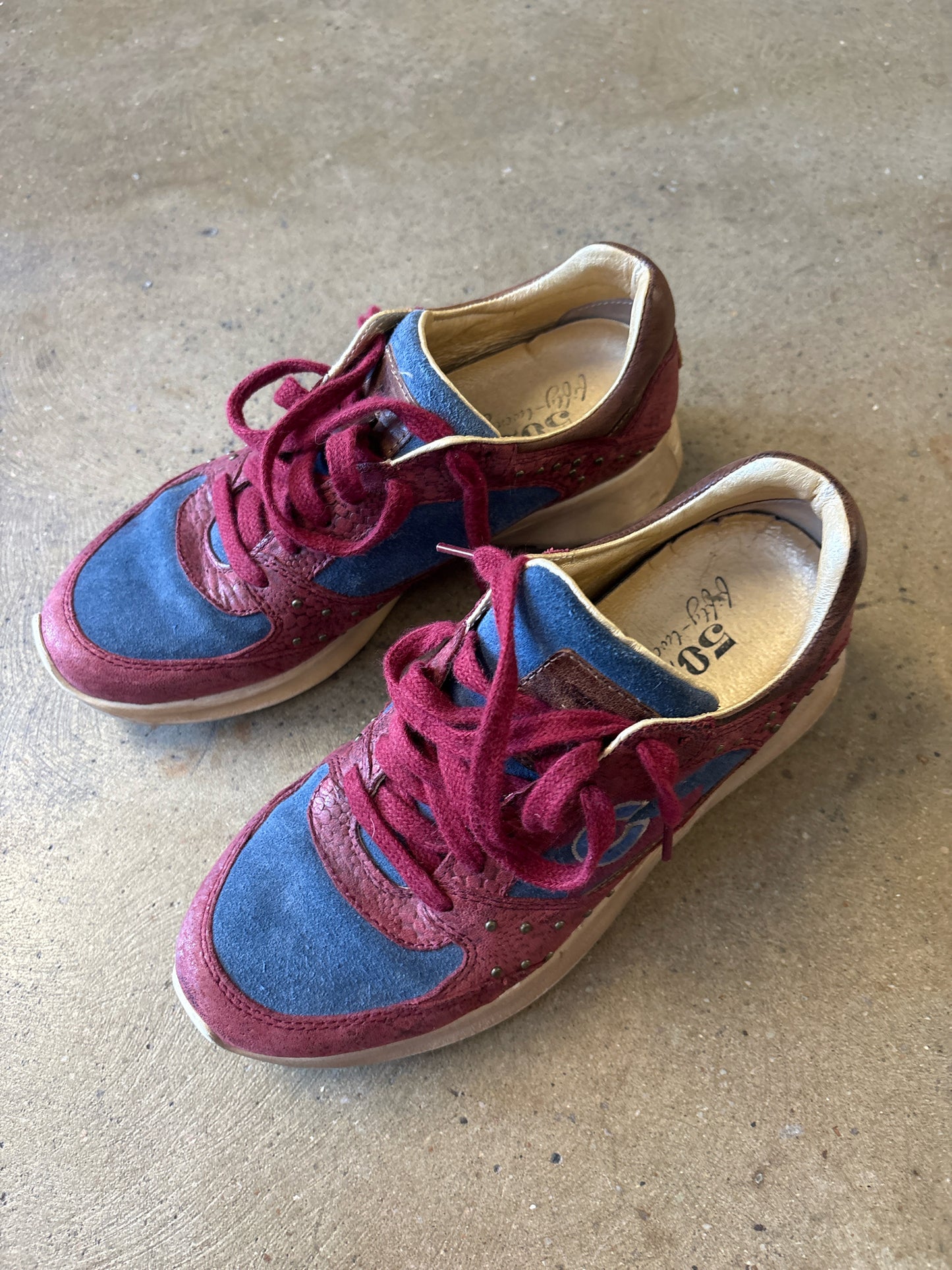 5028 Shoe Size 37 Raspberry/Multi Sneakers