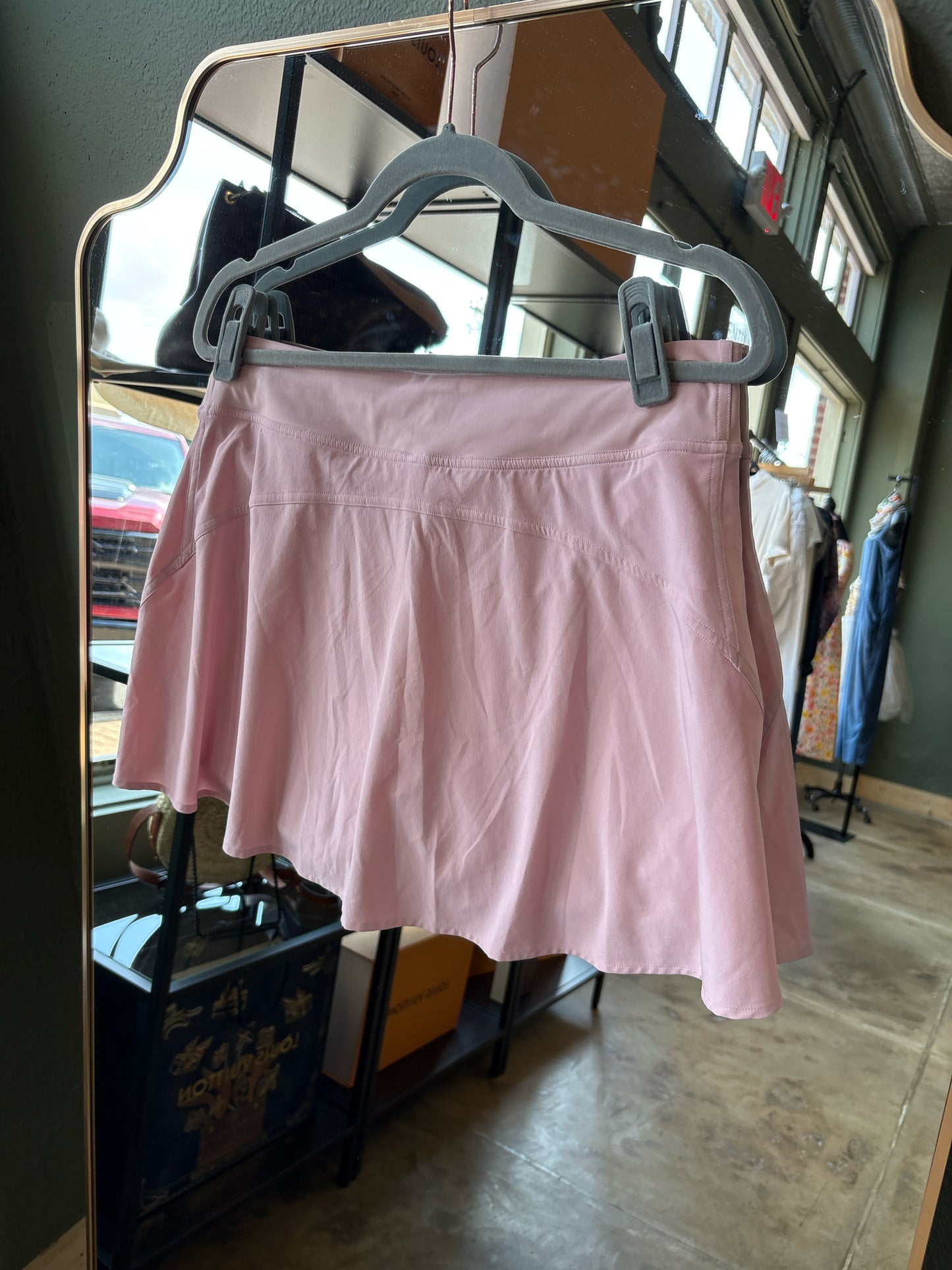 Lululemon Size 10 Pink Skort