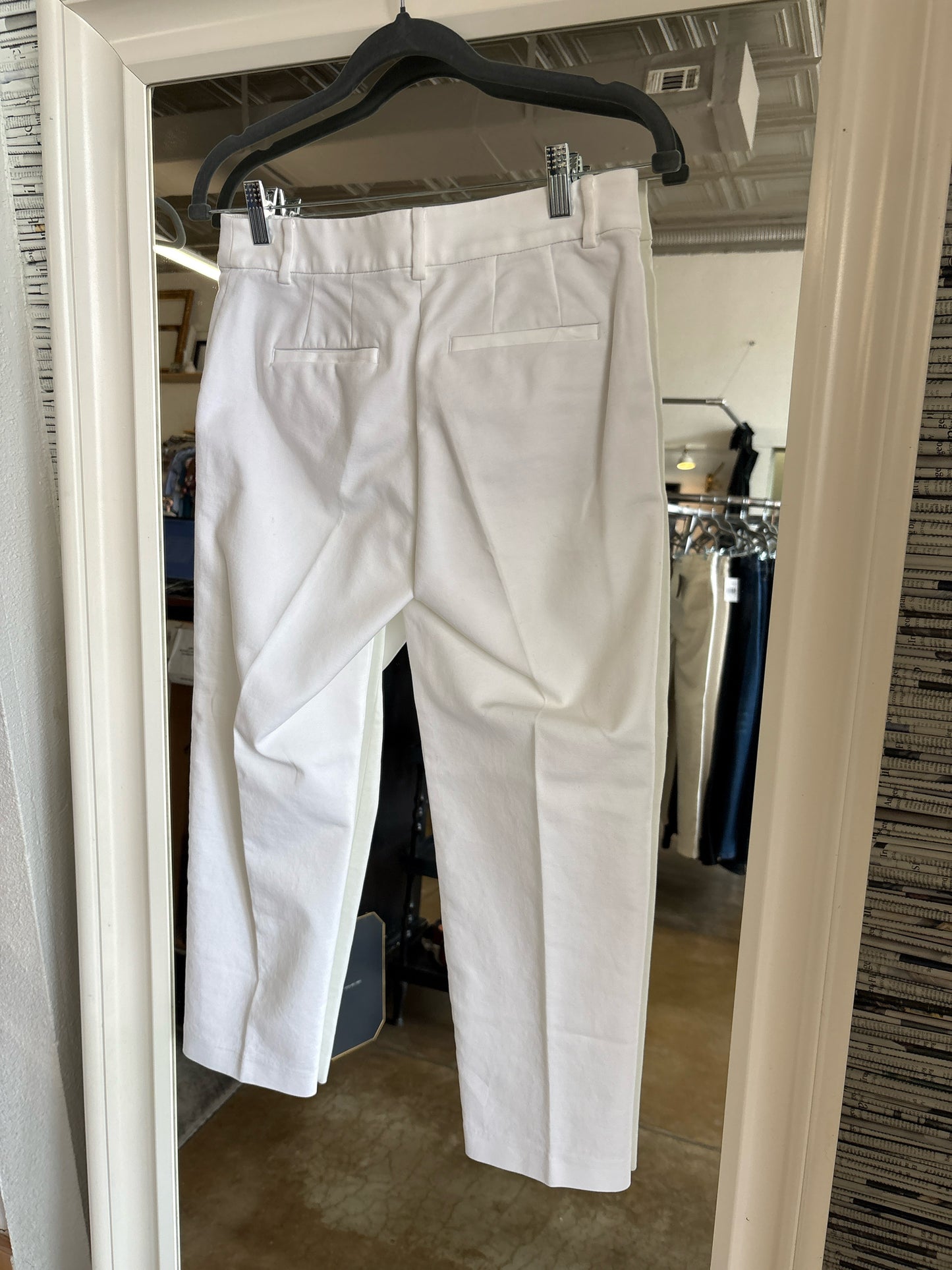 LOFT Size 0P White Pants