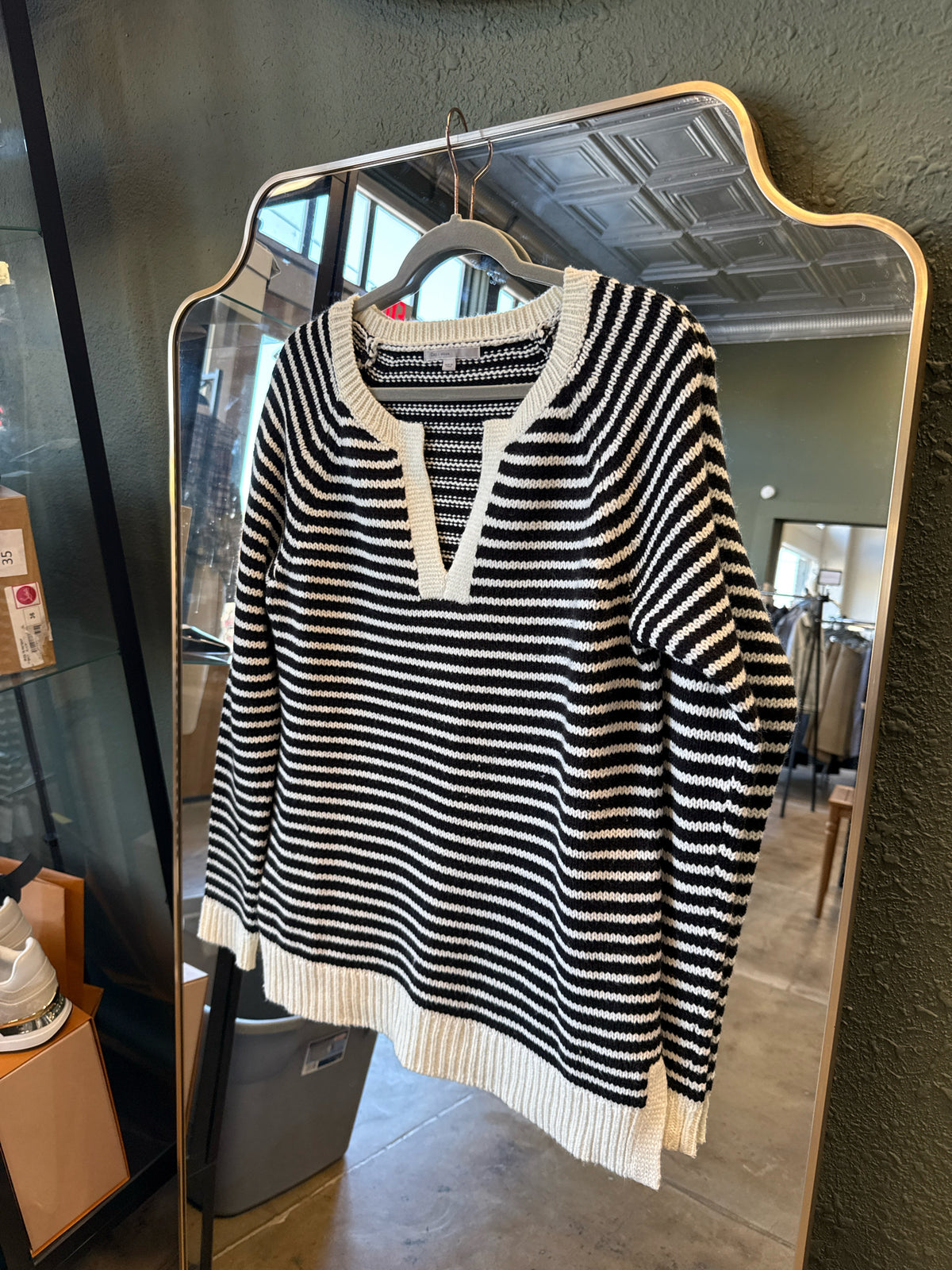 GAP Size M Sweater