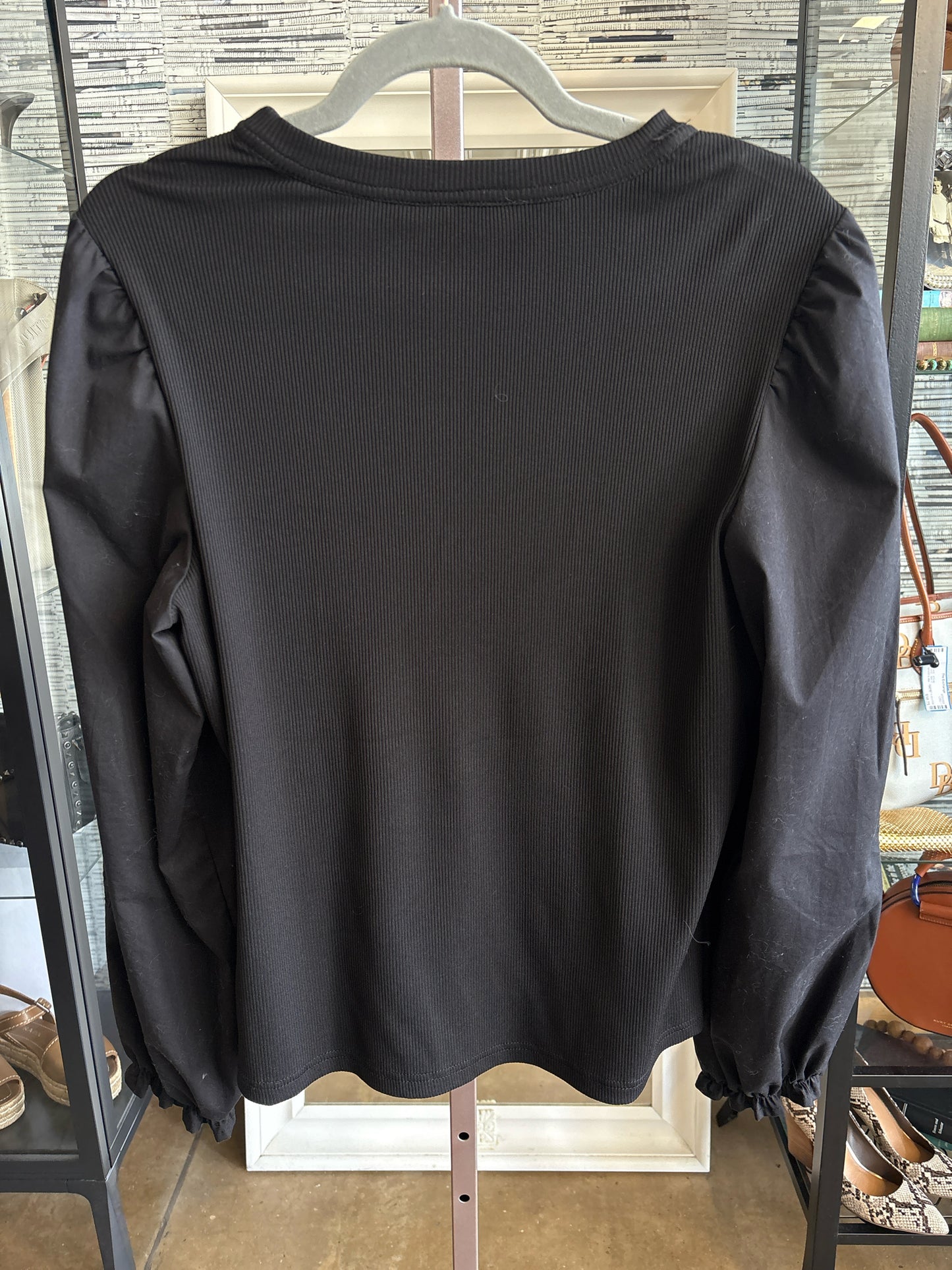 nicole Miller Size L Black Long sleeve Top