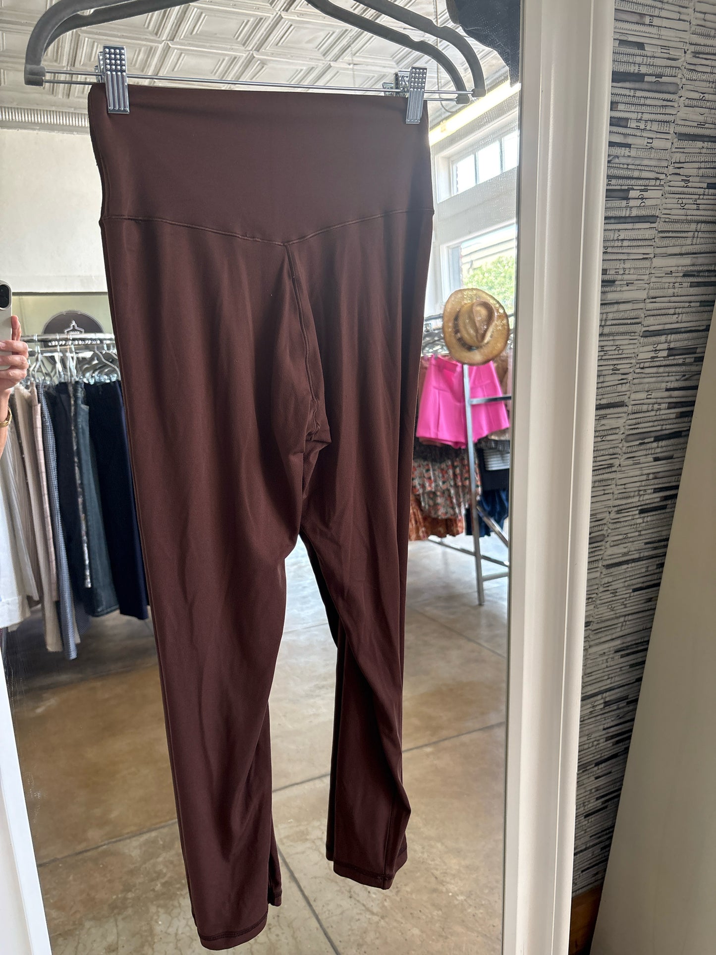 Offline by Aerie Size L Brown Legging