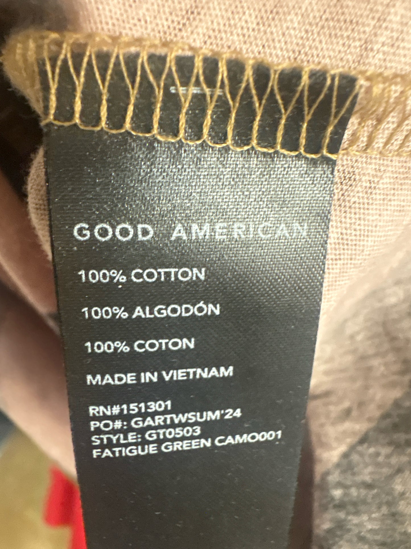 GOOD AMERICAN Size M Camo Top