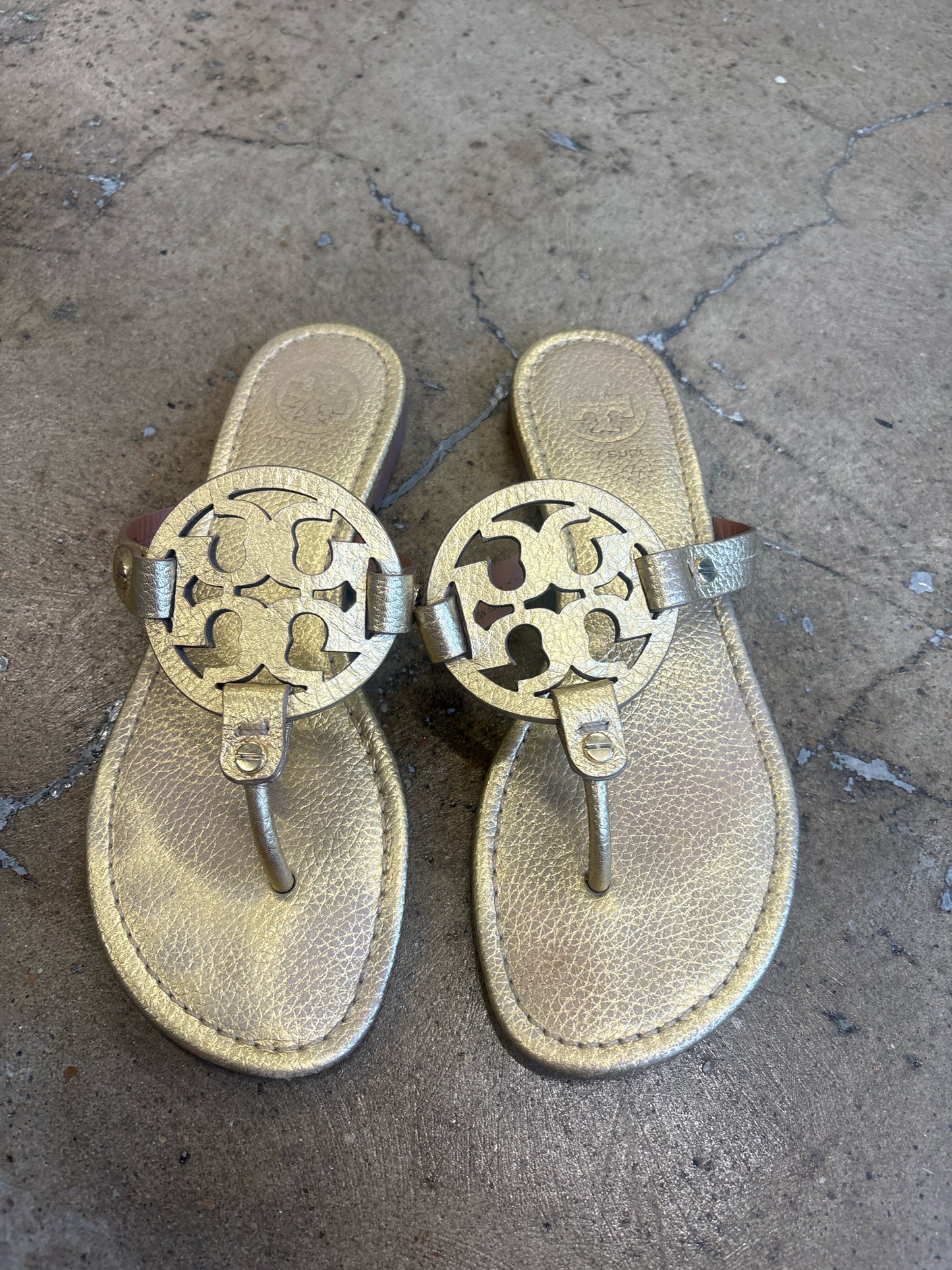 Tory Burch Shoe Size 7.5 Gold Sandals