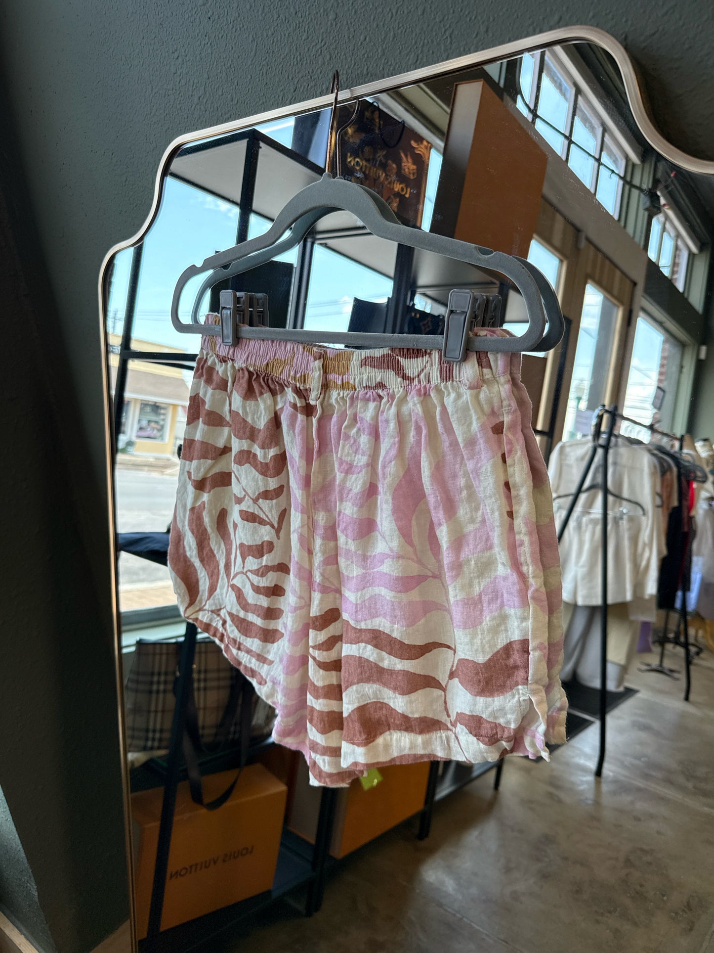 Vitamina Size M Pink/Yellow Shorts
