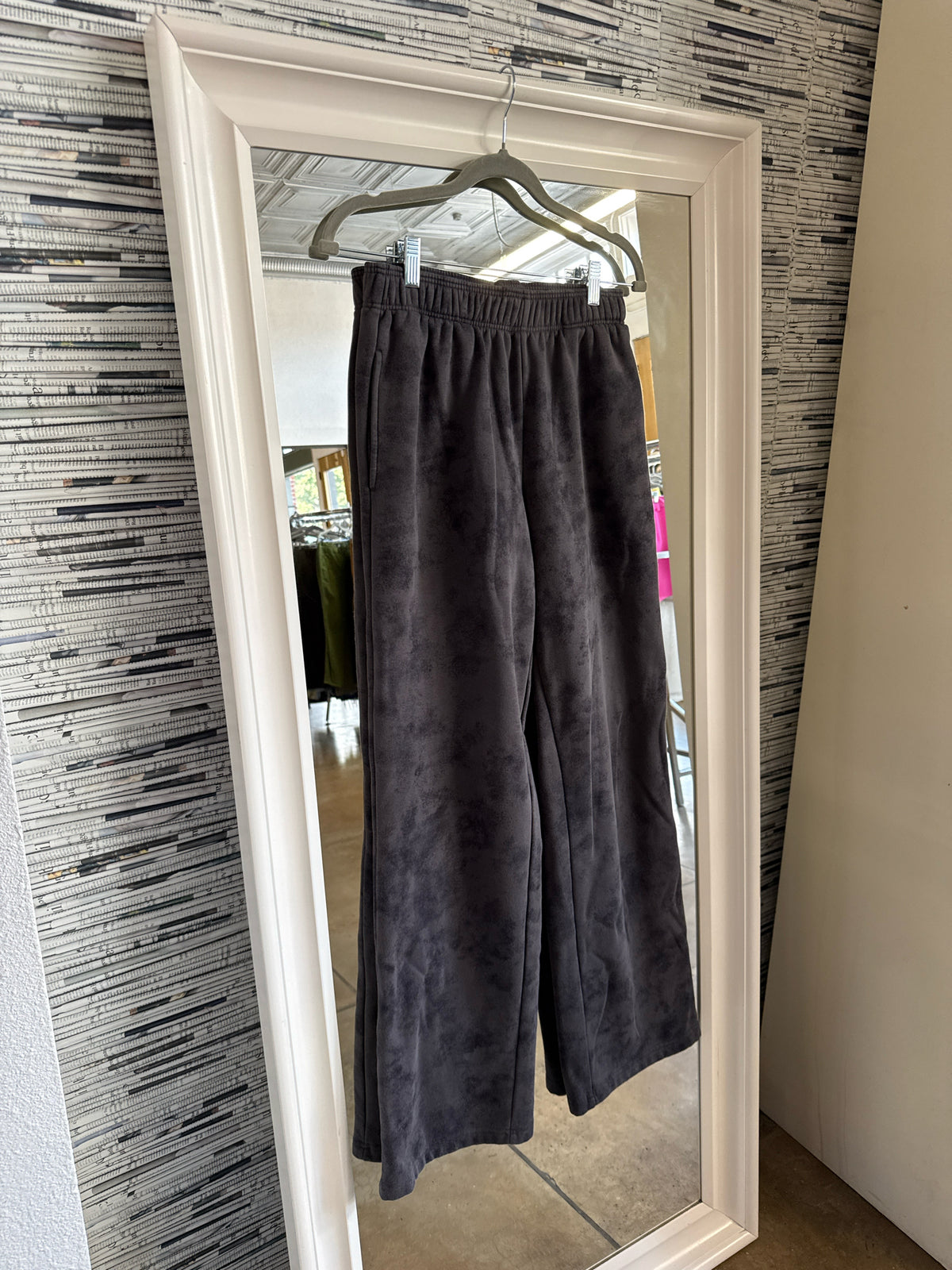 Fabletics Size S Gray Sweatpant