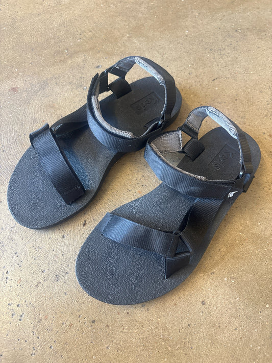 Keds Shoe Size 7 Black Sandals